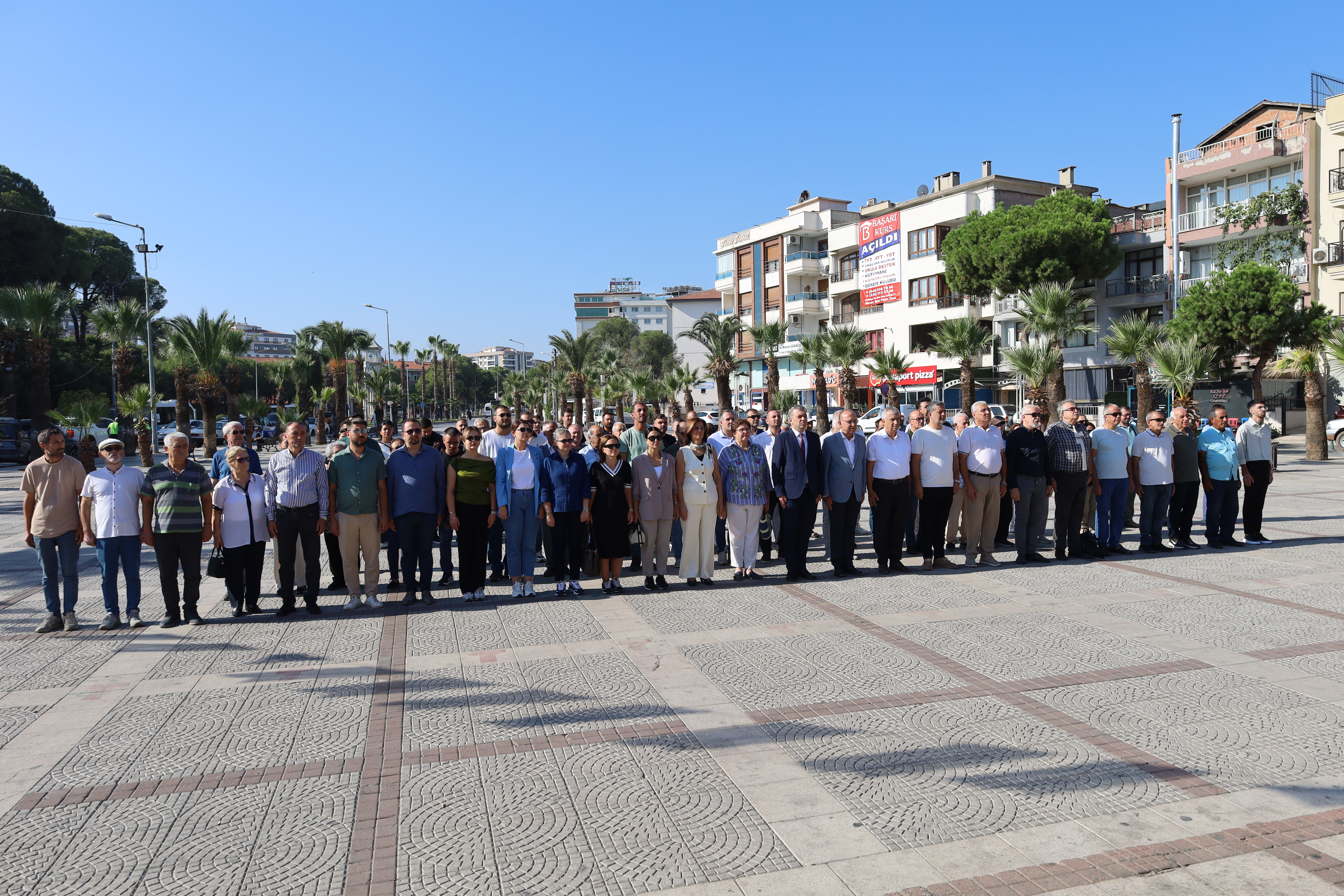 CHP Turgutlu, 102. Kuruluş Yıldönümünü Kutladı