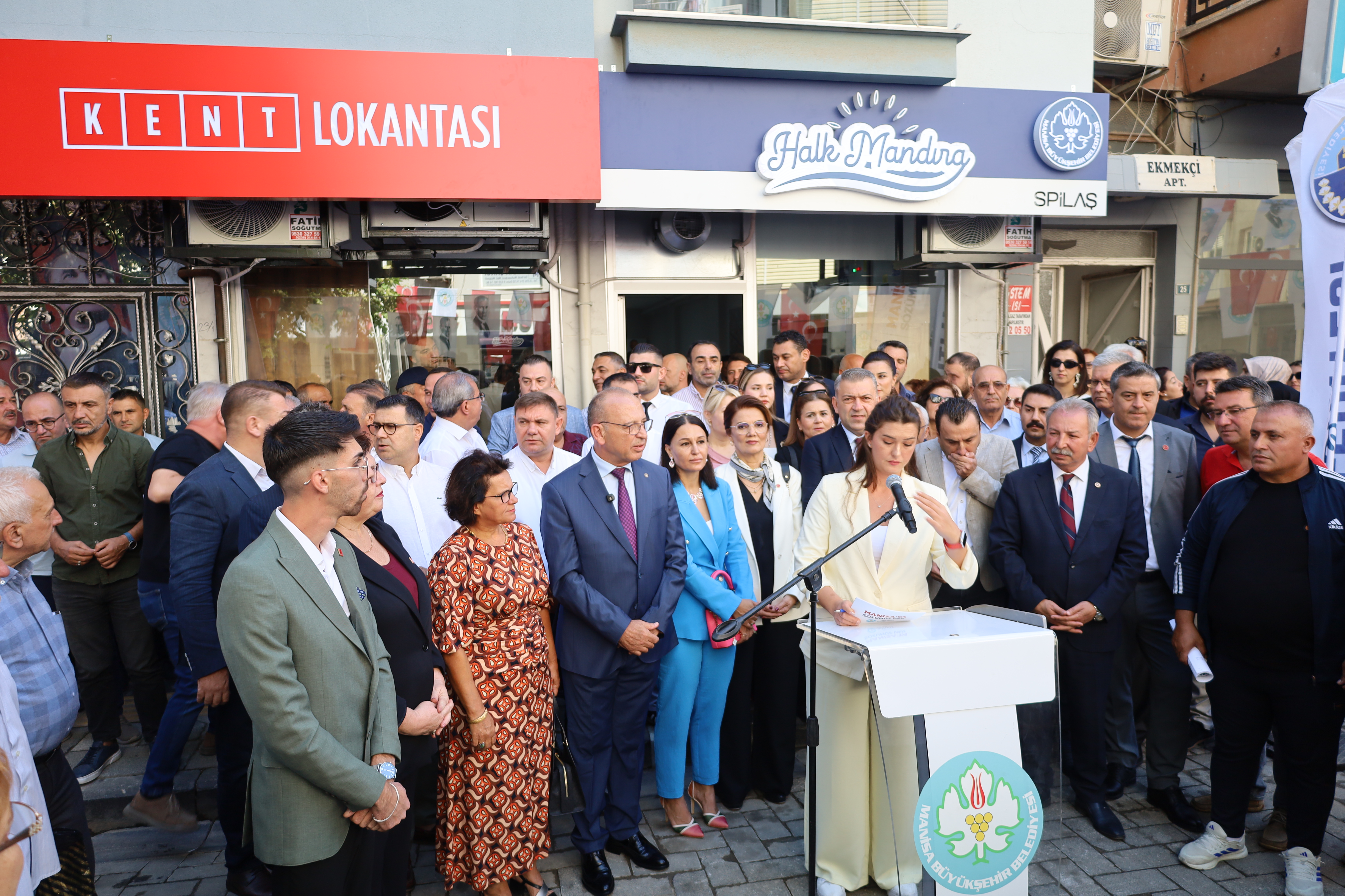 Turgutlu’da Kent Lokantası, Halk Ekmek ve Halk Mandıra Hizmete Açıldı