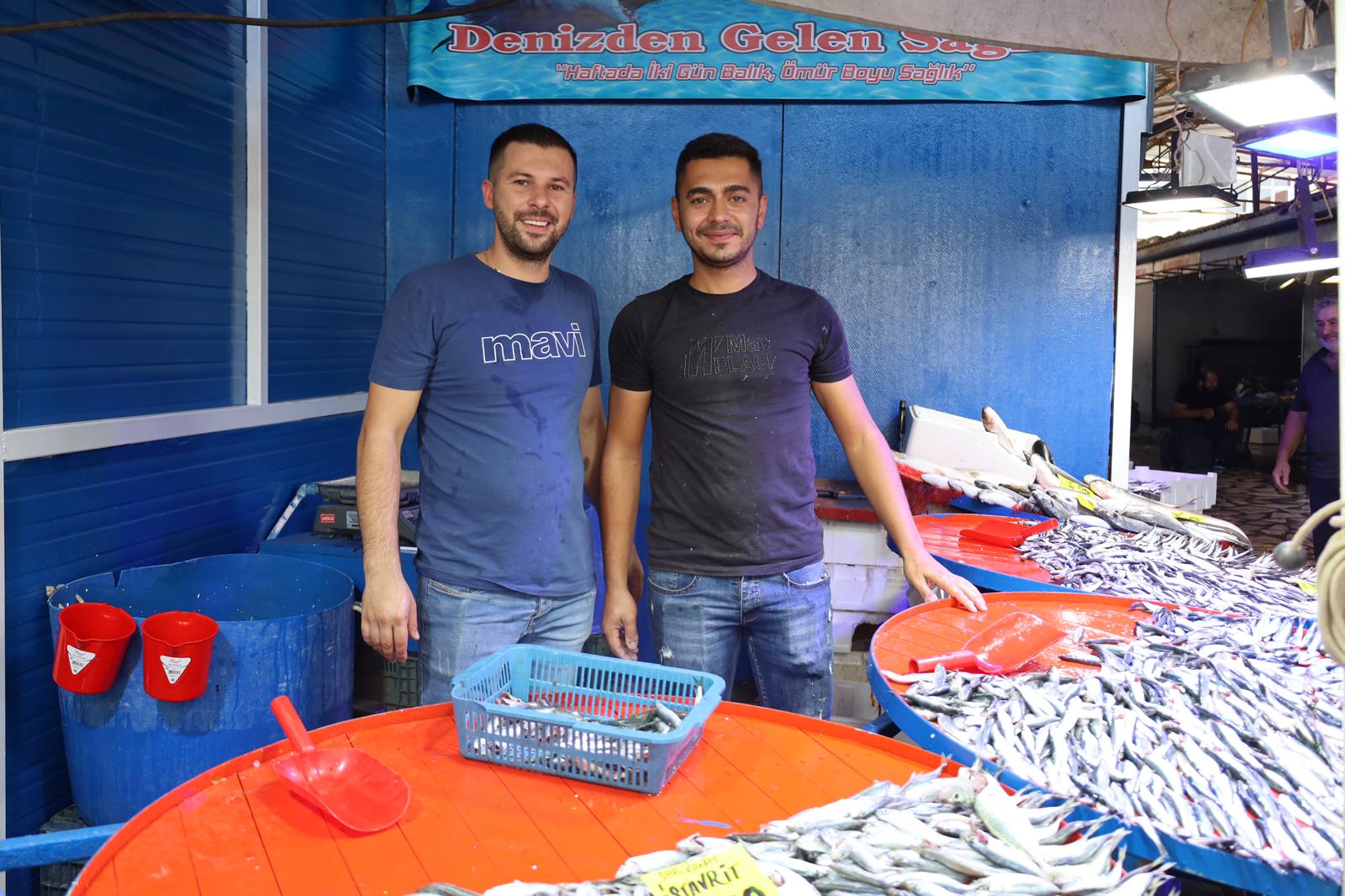 Turgutlu’da Balık Sezonu Açıldı: Tezgahlar Şenlendi