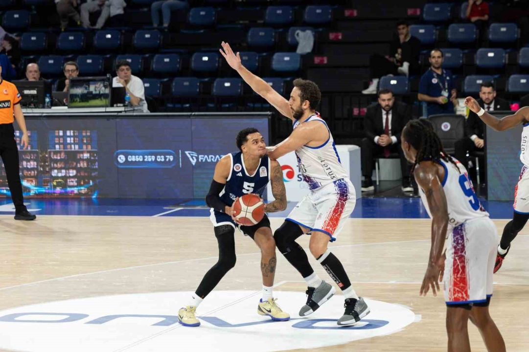Basketbol Süper Ligi: Büyükçekmece Basket: 81 - Bahçeşehir Koleji: 96