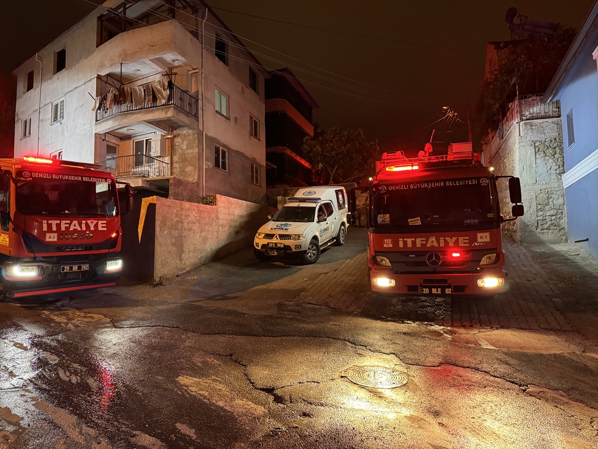 Düğün hazırlığı yaptıkları evin tavanı çöktü: 6 yaralı