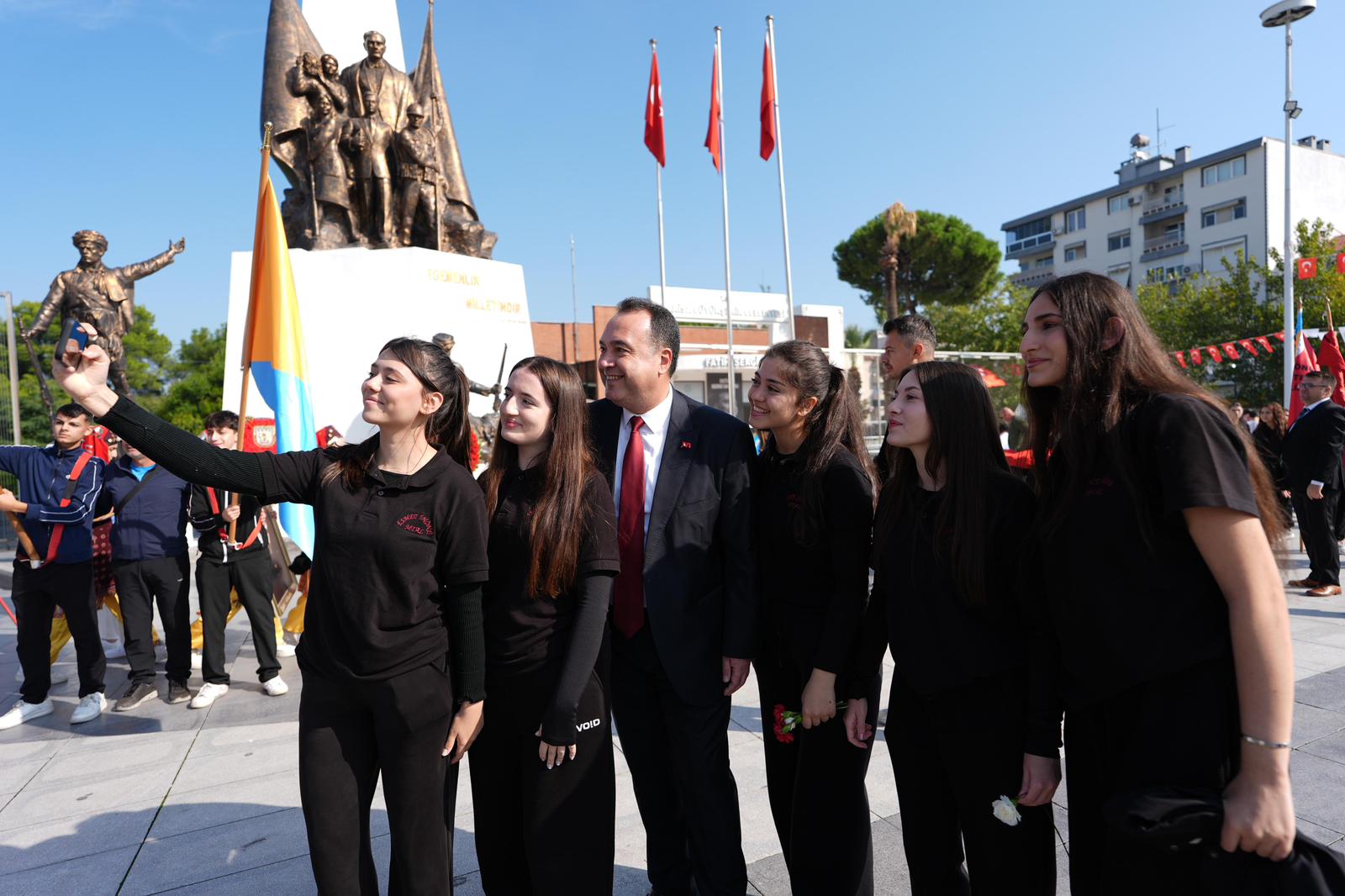 Manisa’da Ata’ya Vefa: Atatürk’ün Gelişinin 100. Yılı Törenle Kutlandı