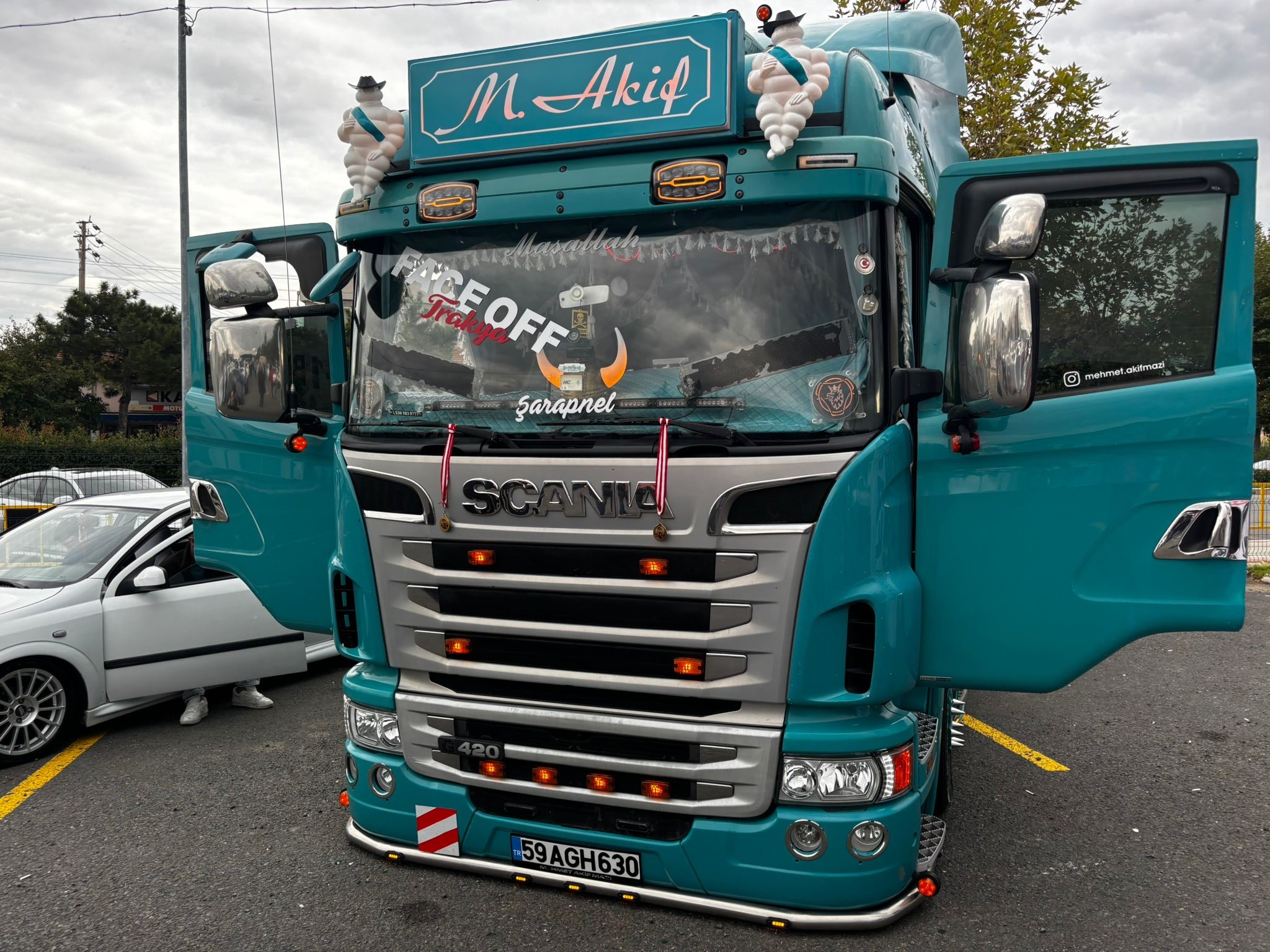 Modifiye tutkunları buluştu! Renkli görüntüler ortaya çıktı