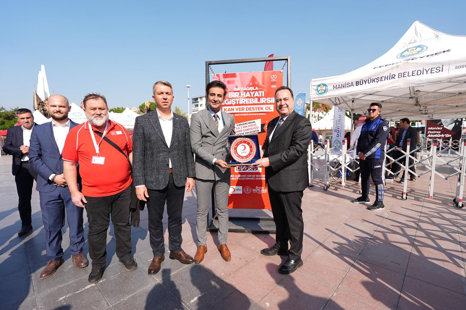 Manisa’da Kan Bağışı Kampanyasına Büyükşehir’den Katkı
