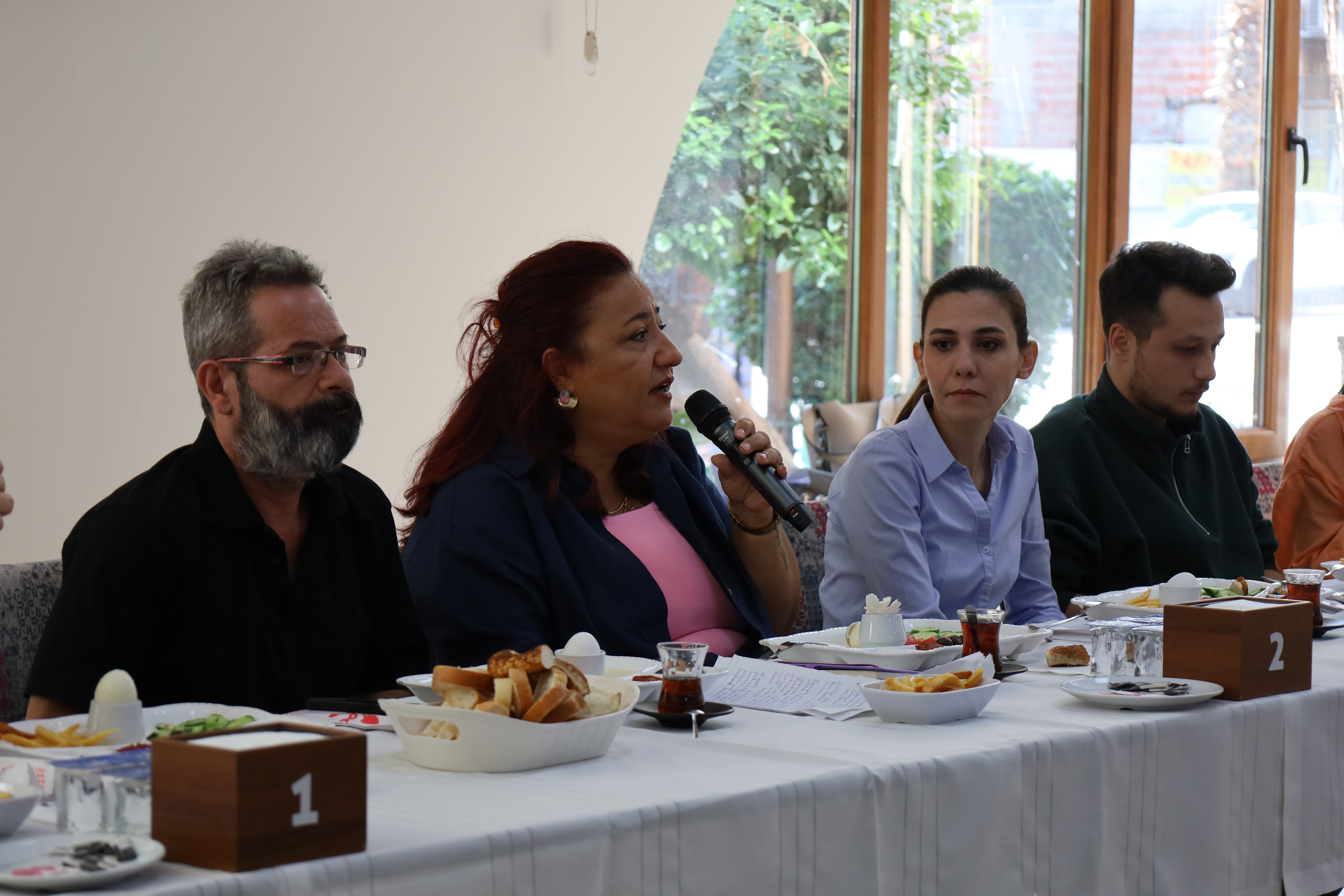 Turgutlu Otizmliler Dayanışma ve Hakları Derneği'nden tanışma kahvaltısı