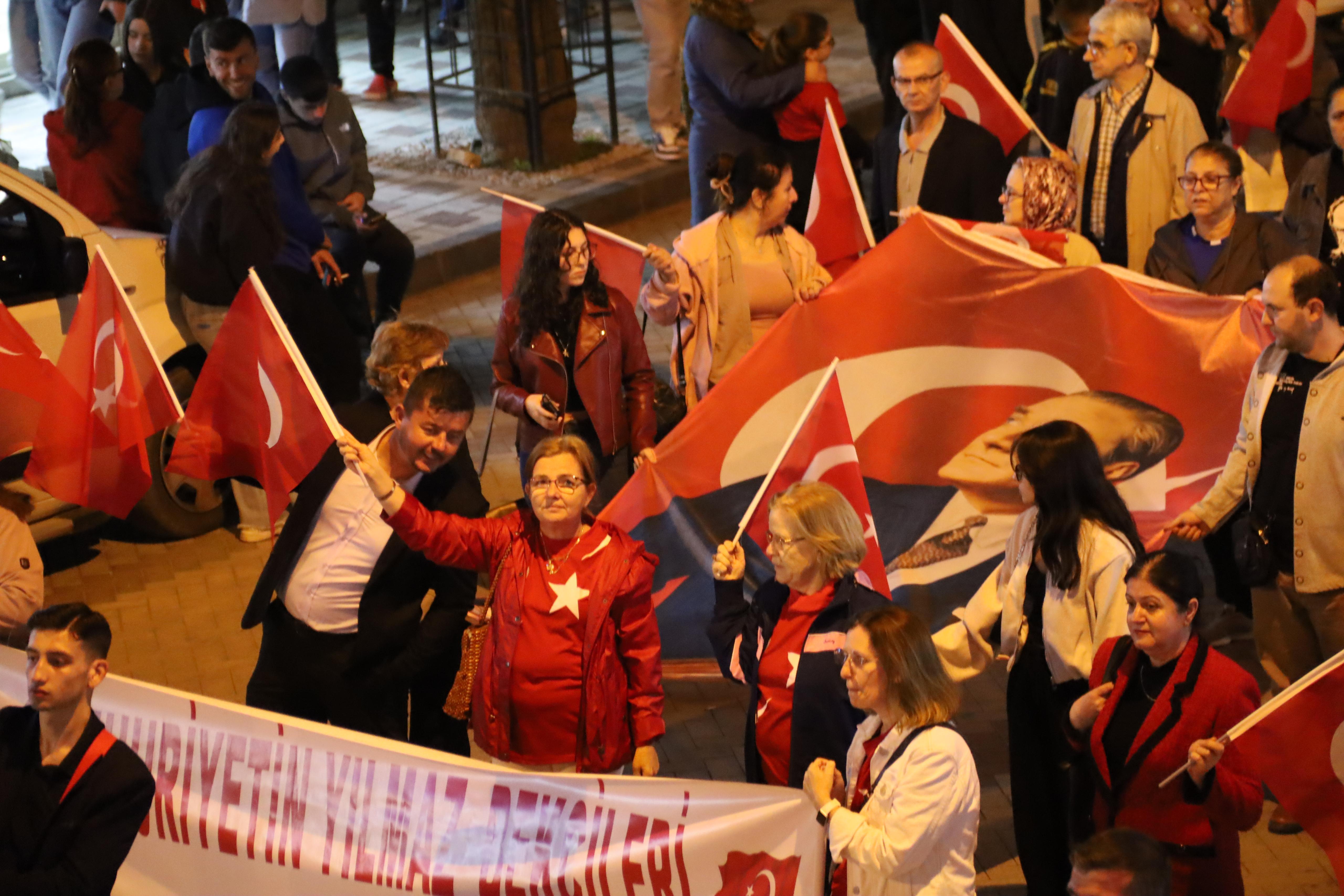 Turgutlu’da Cumhuriyet Coşkusu sokaklara taştı