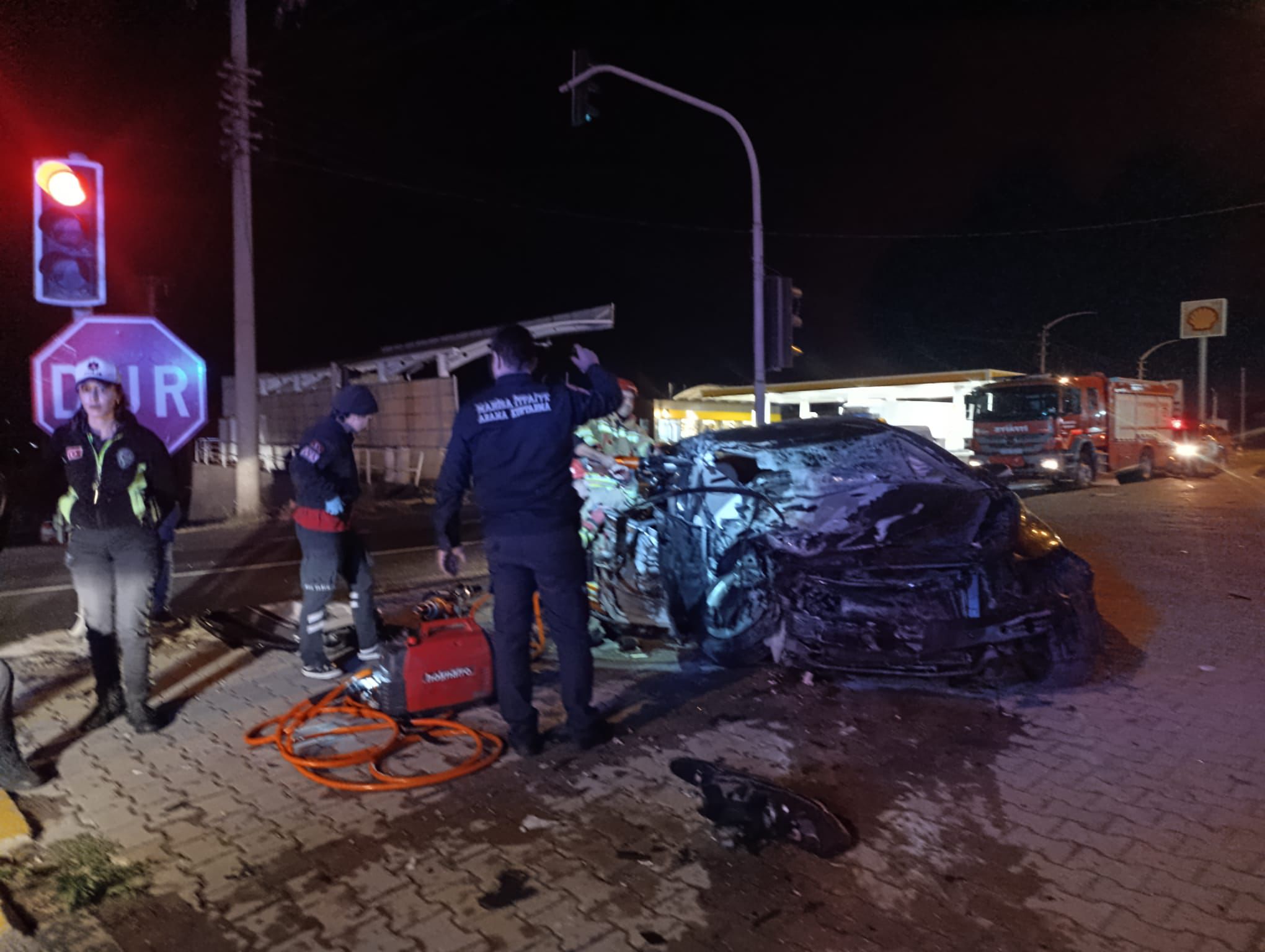 Turgutlu'da TIR ile otomobil çarpıştı: 1 ölü 3 yaralı