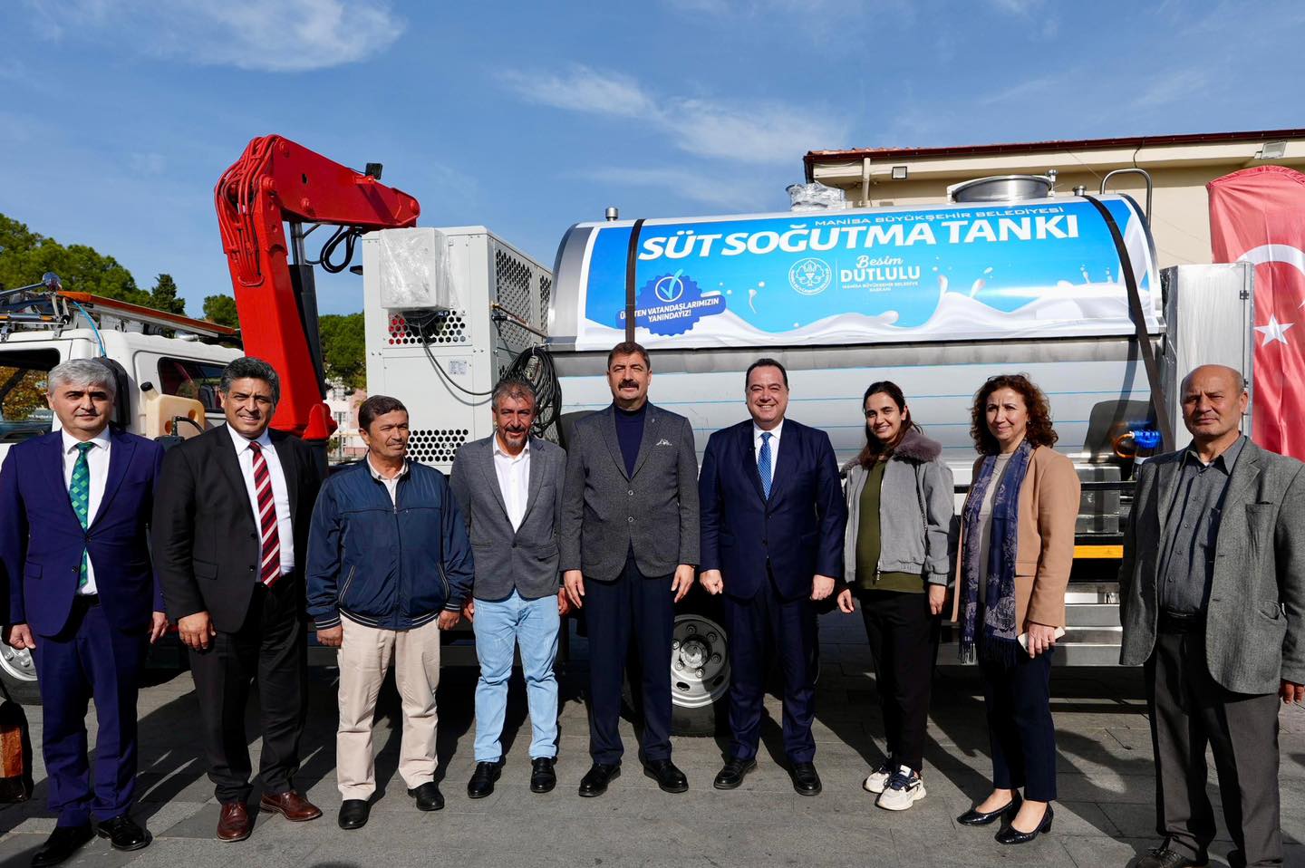 Büyükşehir’den Kırsal Kalkınmaya Güçlü Katkı: 10 Kooperatife Makine ve Ekipman Desteği