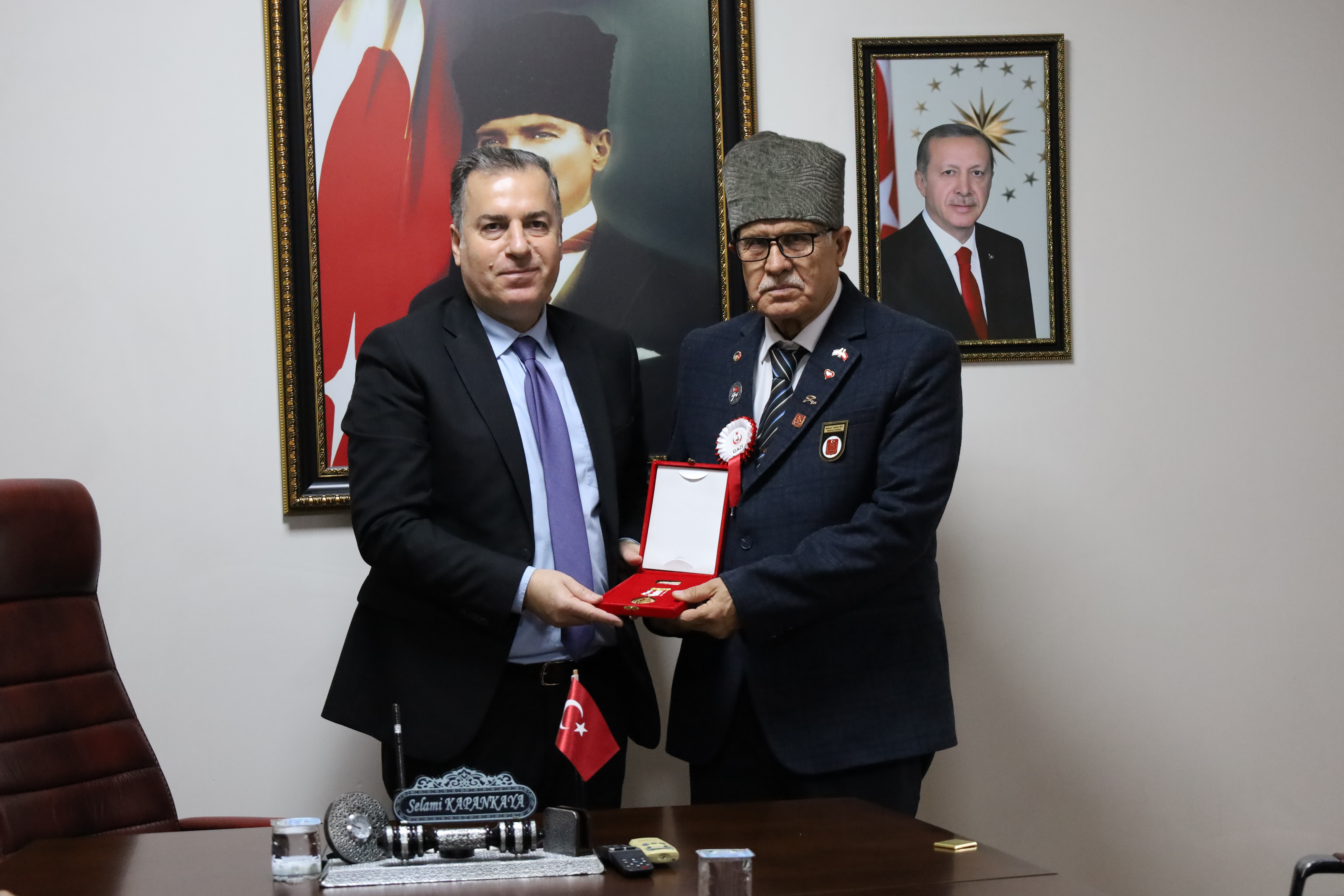 Kıbrıs Gazisi Akkurt’a 51 Yıl Sonra Milli Mücadele Madalyası Verildi