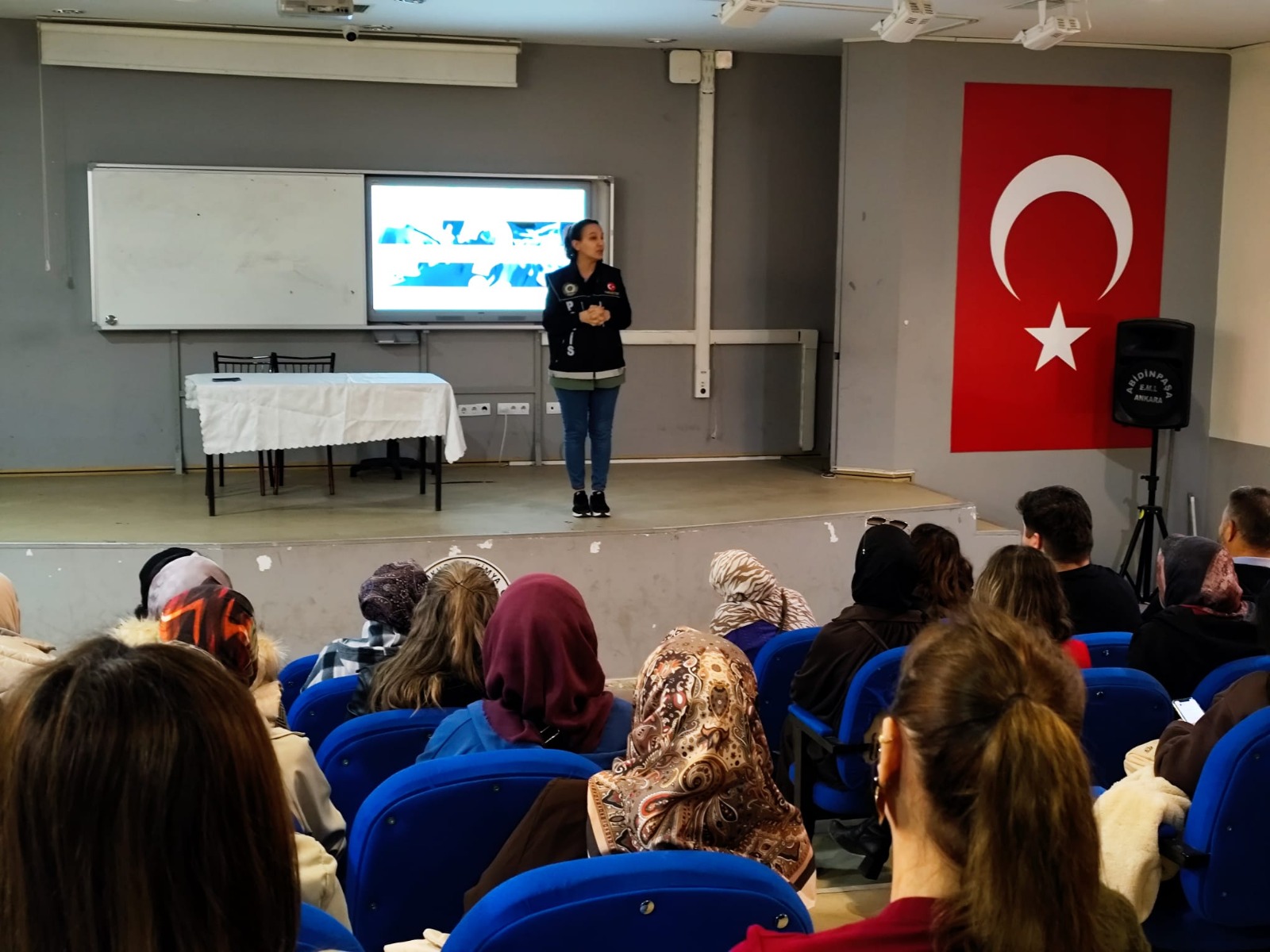 Manisa Emniyeti’nden Gençlere Güvenli Gelecek İçin Eğitim Seferberliği