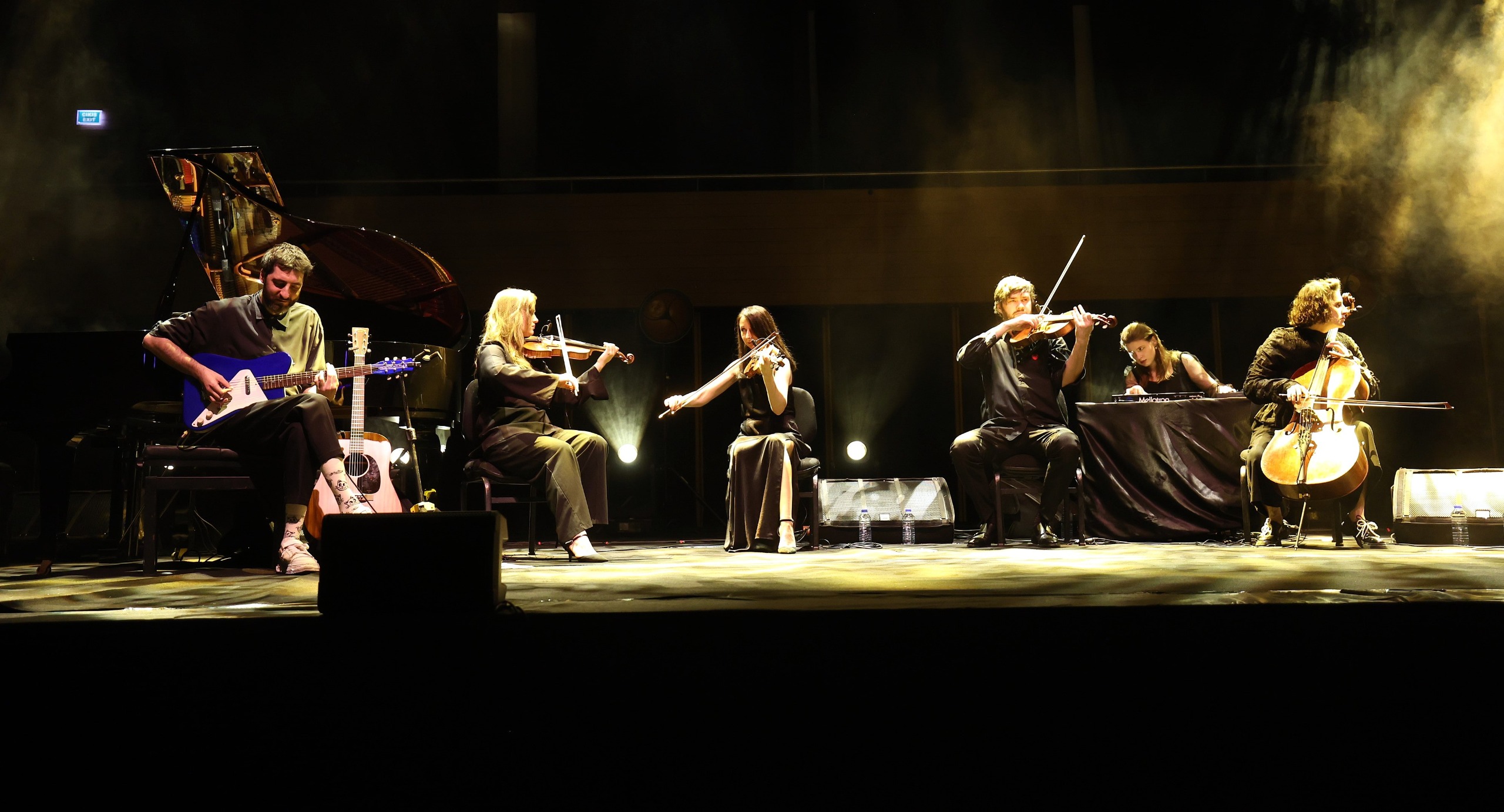 Dünyaca ünlü piyanist Grinko, İzmir’de ayakta alkışlandı