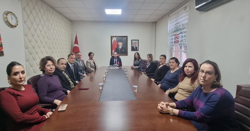 Kaymakam Kapankaya’dan İlçe Nüfus Personeline Başarı Belgesi