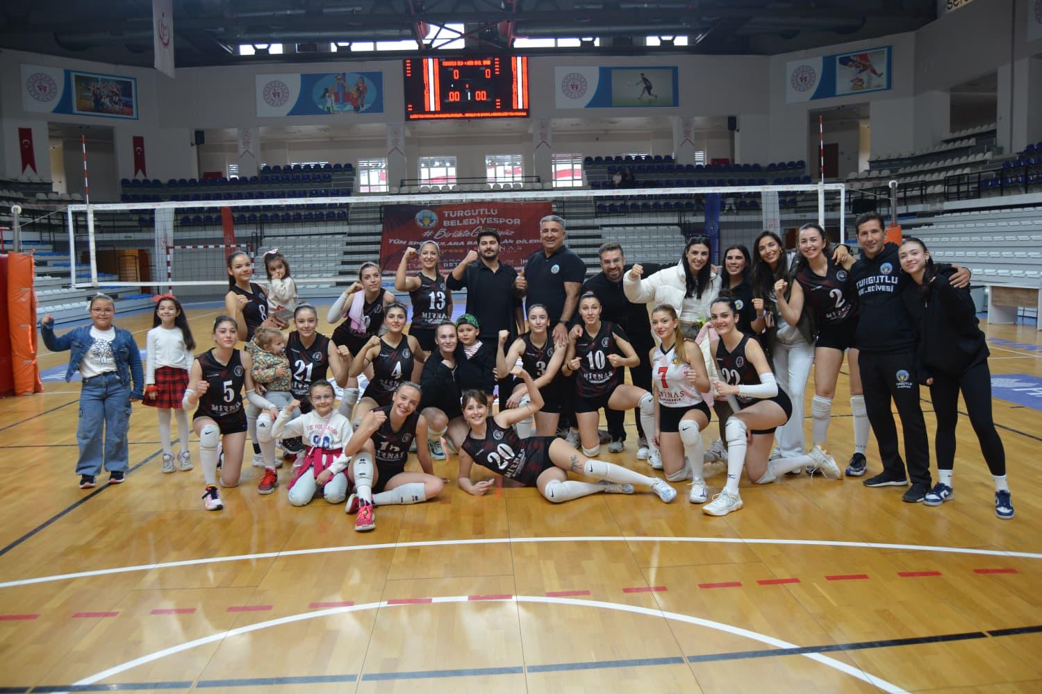 Turgutlu Belediyesi Takımlarından Zafer Haftası