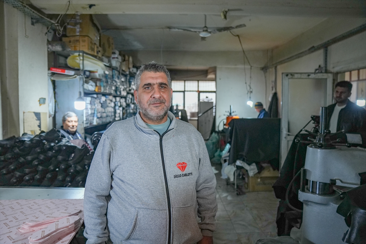 Dede mirası ayakkabıcılığı e-ticarete taşıyarak ayakta tuttu