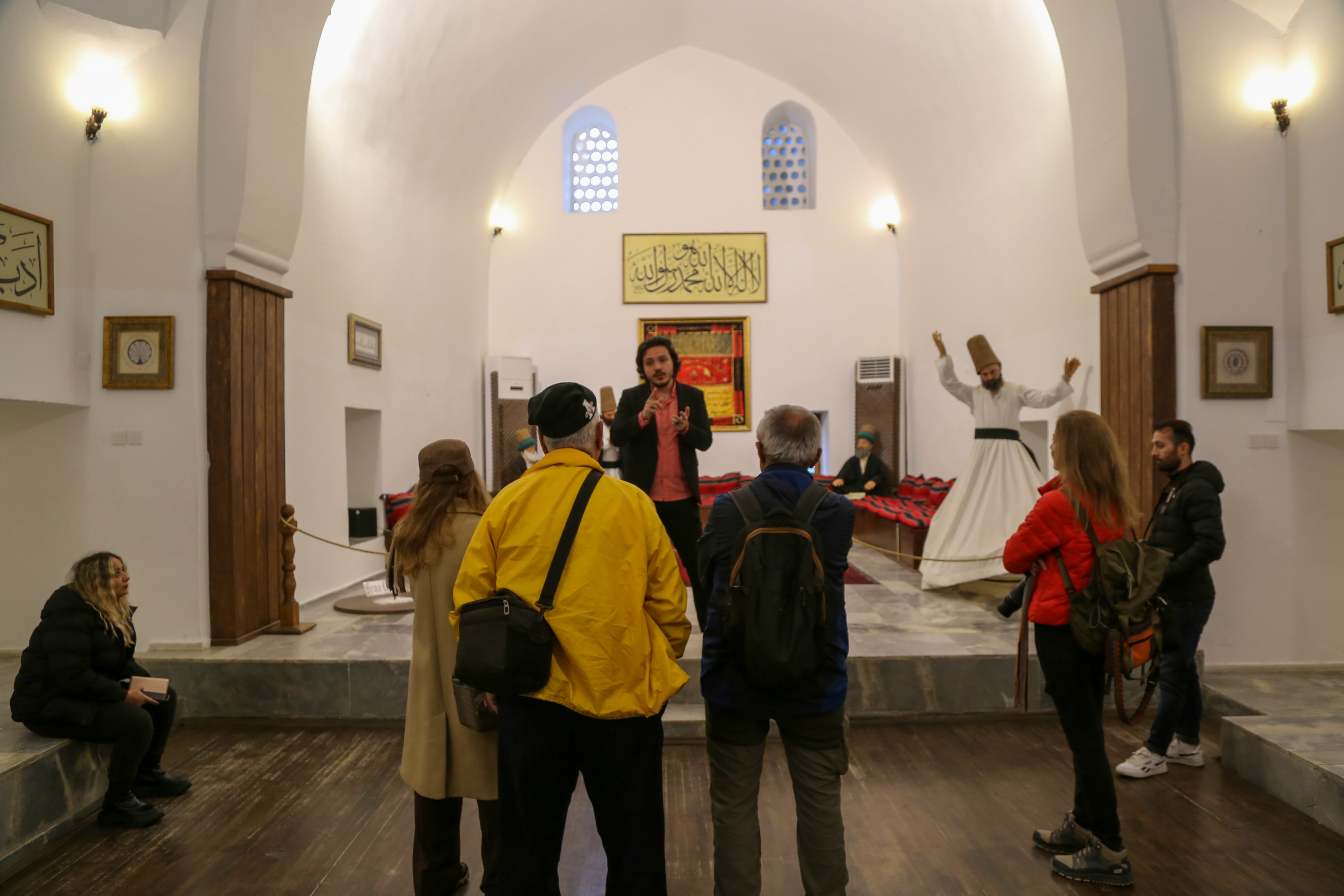 İzmirli Fotoğrafçılar Objektifini Manisa'ya Çevirdi