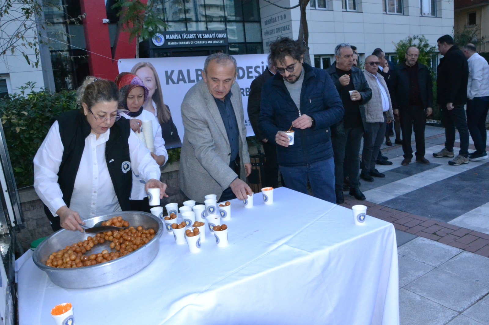 Manisa TSO Gülşah Durbay anısına lokma hayrı düzenledi