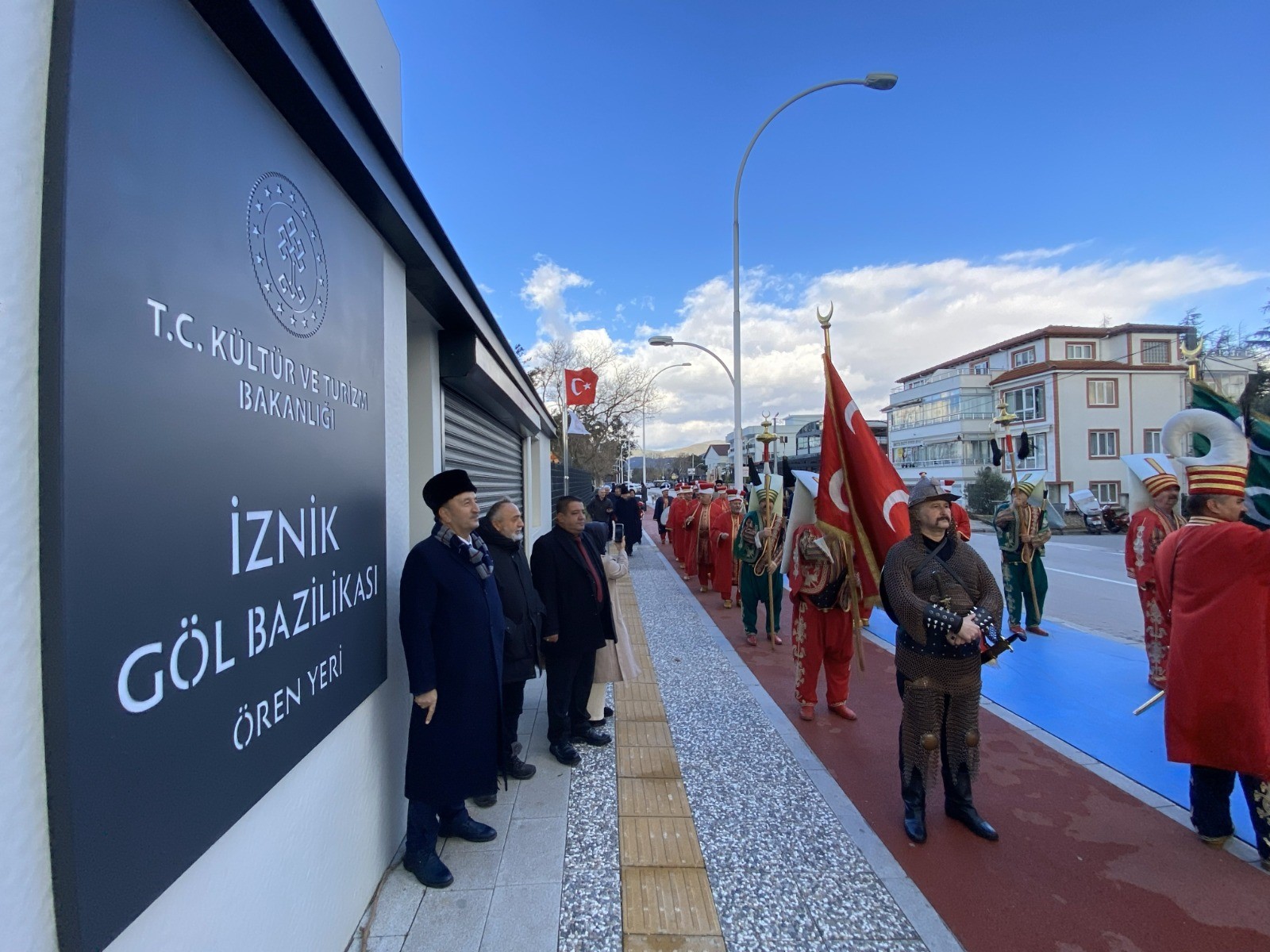 İznik'te Patrikhane’ye mehterli cevap