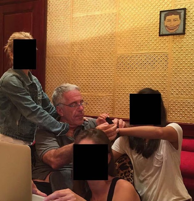 Epstein dosyasında yer alan 68 yeni fotoğraf yayınlandı