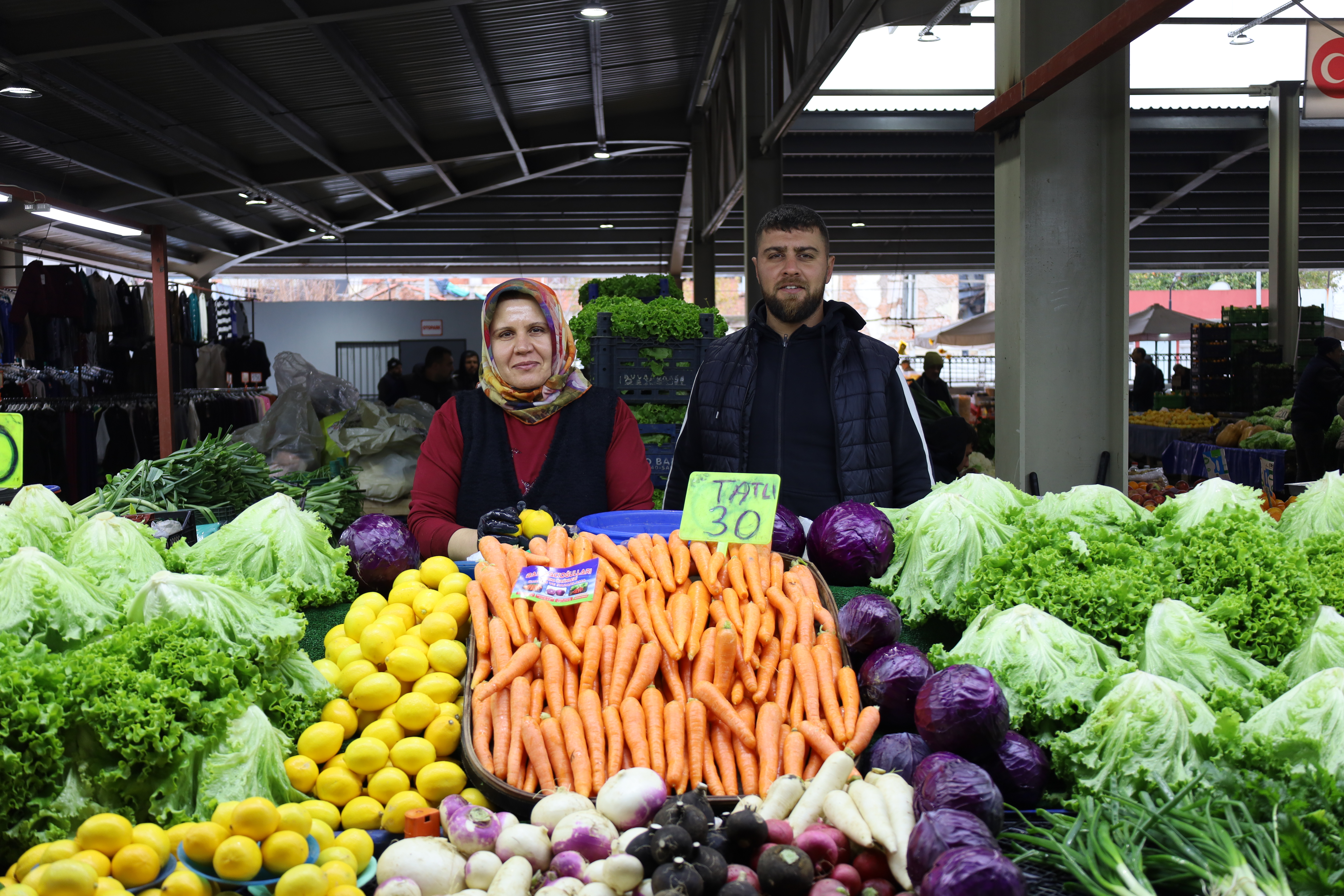 Turgutlu’da Cuma Pazarı’ndaki Güncel Fiyatlar