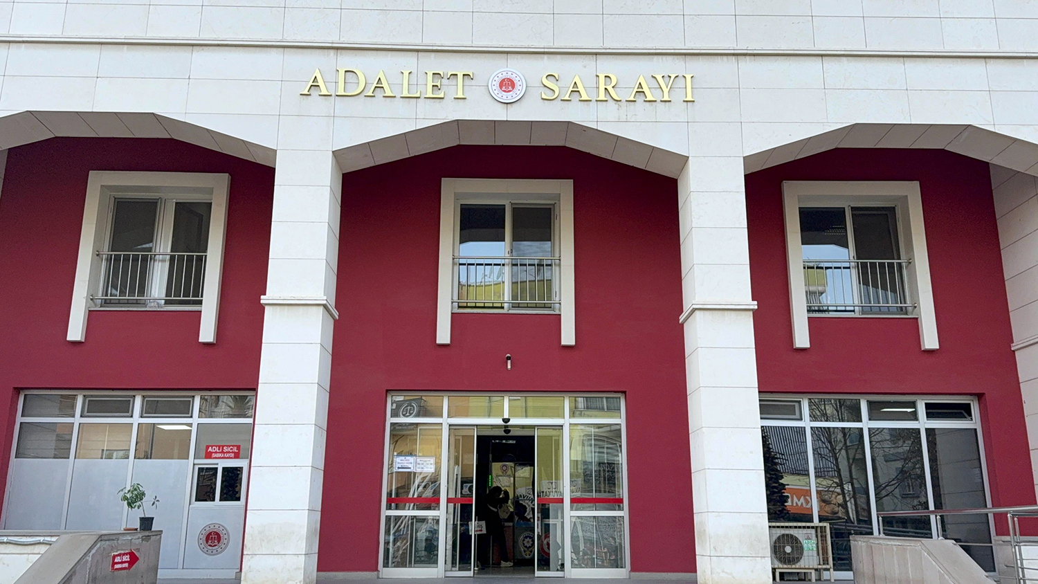 Babaannesini bıçakla öldüren torun adliyeye sevk edildi!