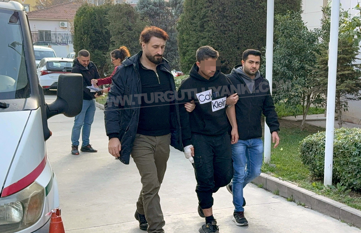 Babaannesini bıçakla öldüren torun adliyeye sevk edildi!