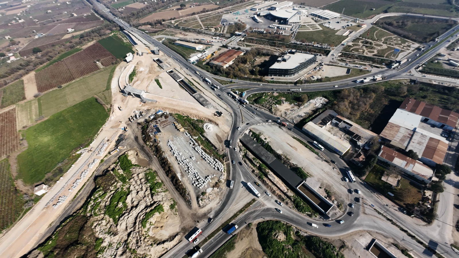 AK Parti Manisa İl Başkanı Turgut: "Gediz kavşağı trafik çilesine son verecek"