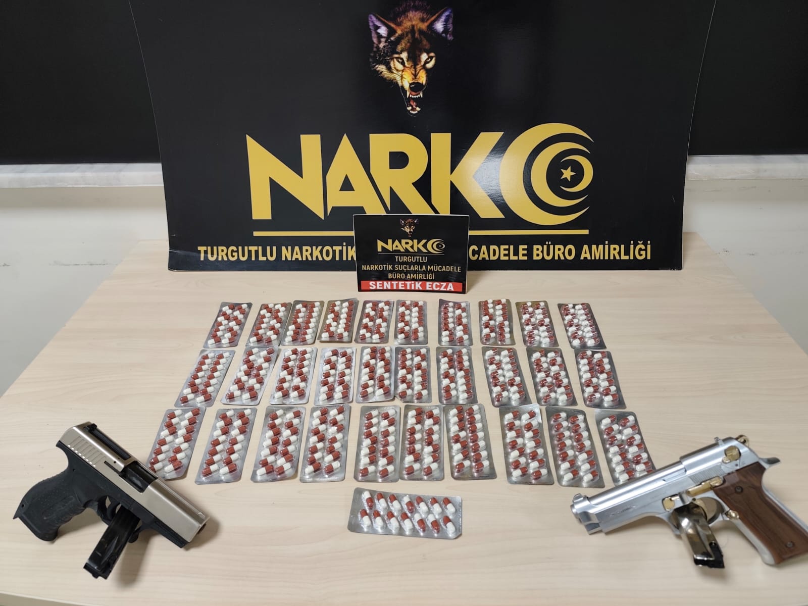 Turgutlu’da uyuşturucudan 100 şüpheli tutuklandı