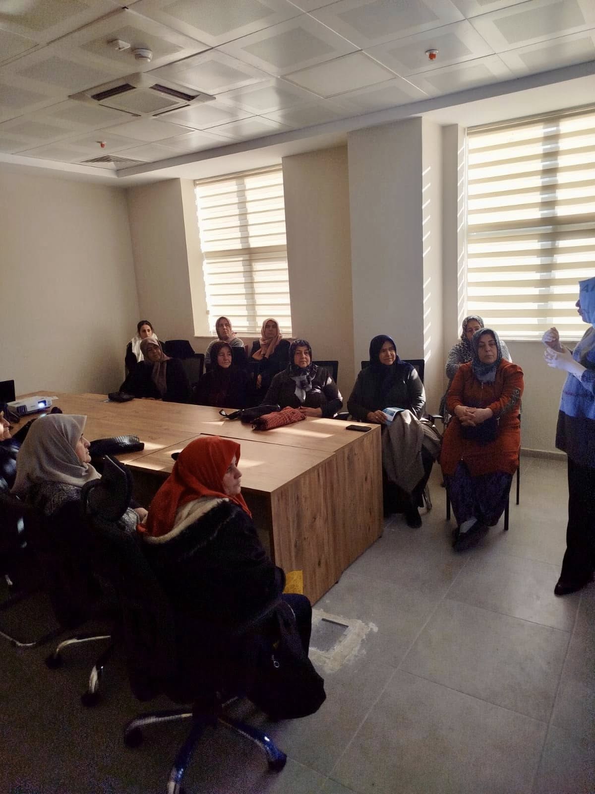 Turgutlu’da Rahim Ağzı Kanseri Farkındalık Eğitimi