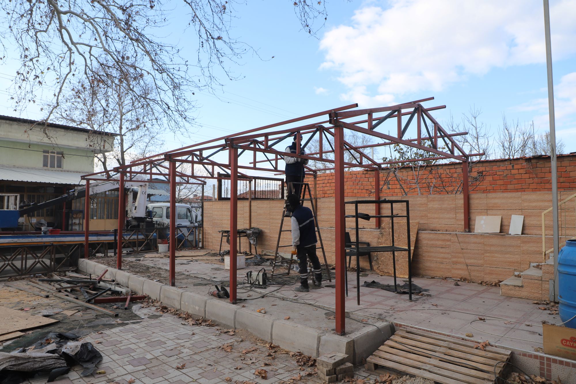 Turgutlu Belediyesi’nden 15 Mahalleye 18 Bin Metrekare Parke