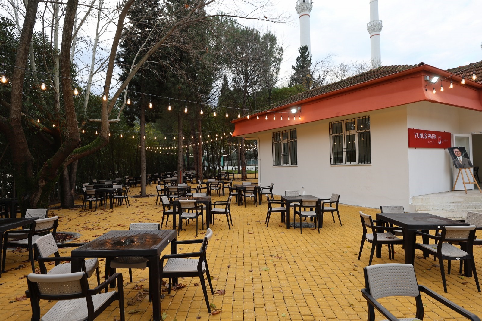 Manisa'nın İlk 'Emekli Kafe'si Açılıyor