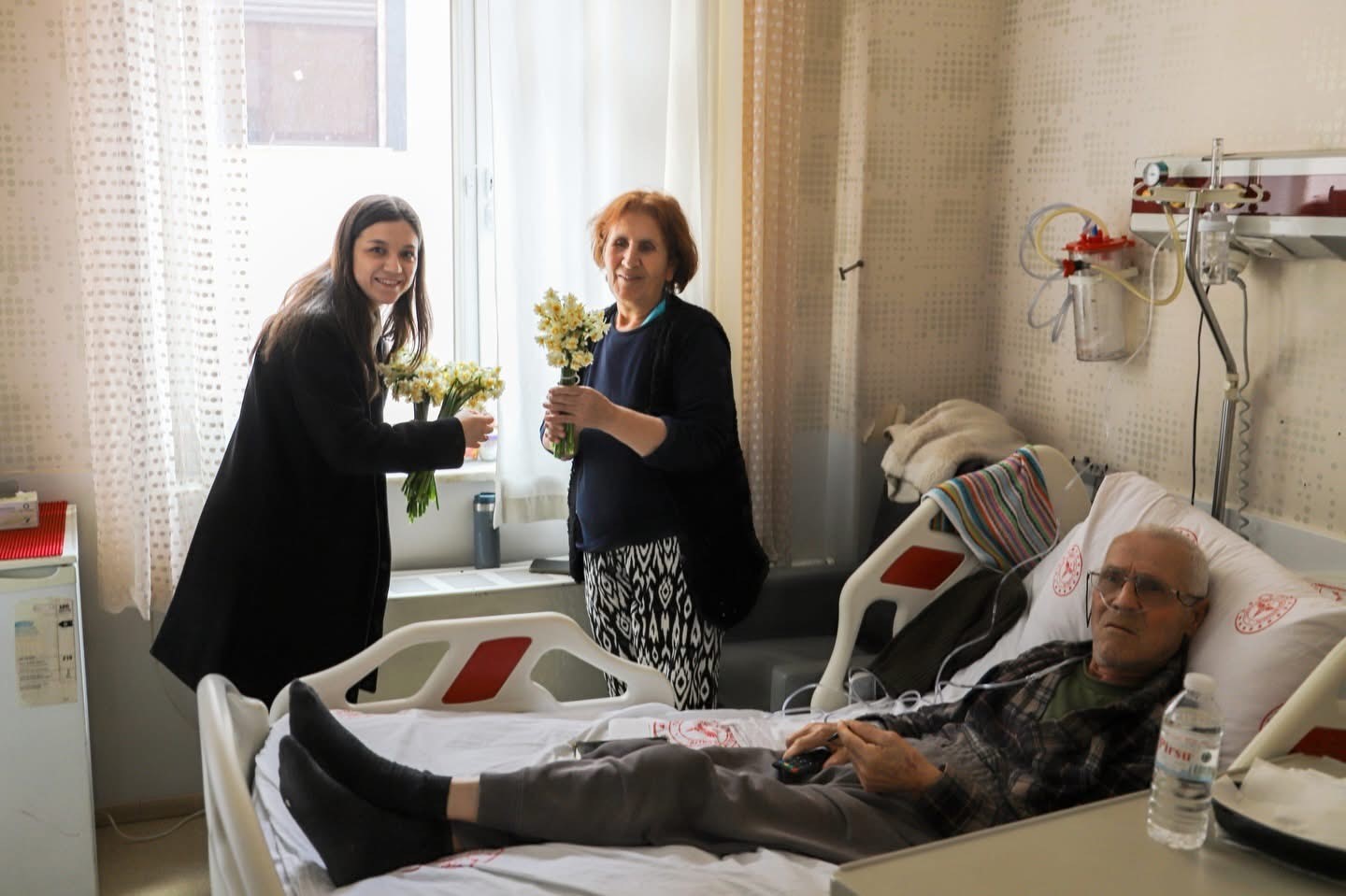 İptal edilen festivalin nergisleri hastalara moral oldu