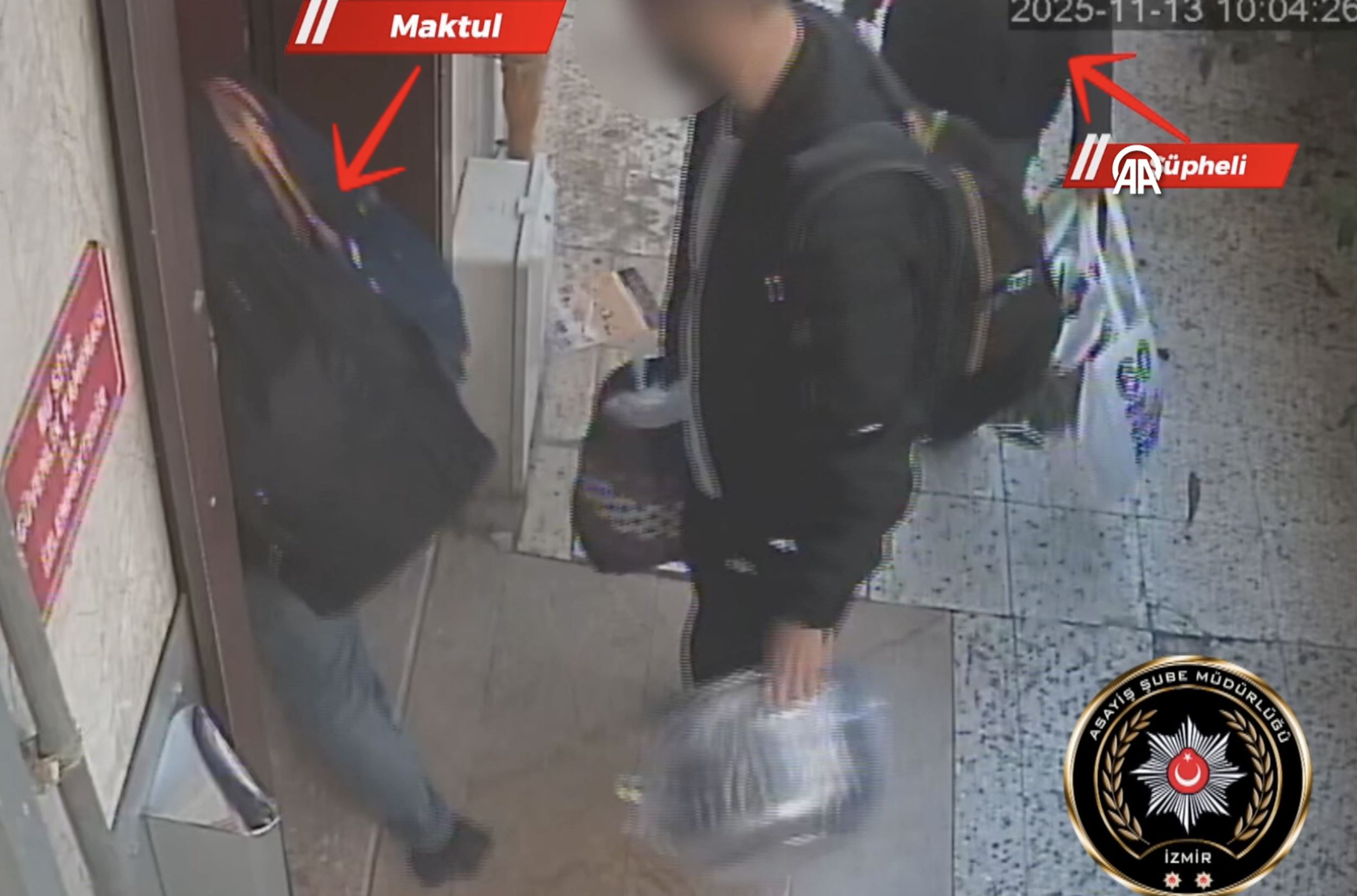 Anne cinayetini otomobile bulaşan kan lekesi aydınlattı