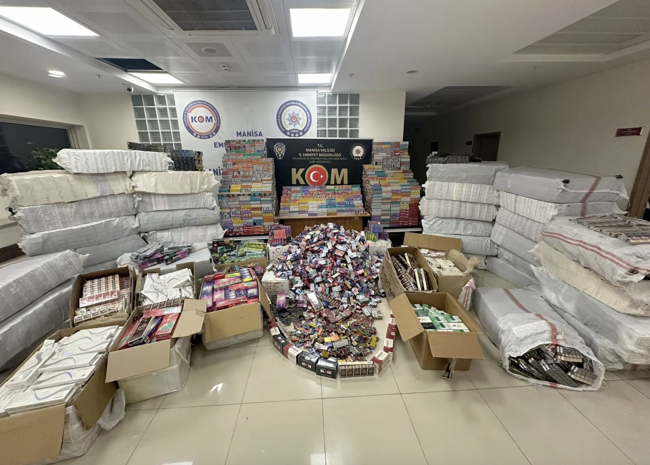 Ahmetli'de dev operasyon! 1 tutuklama