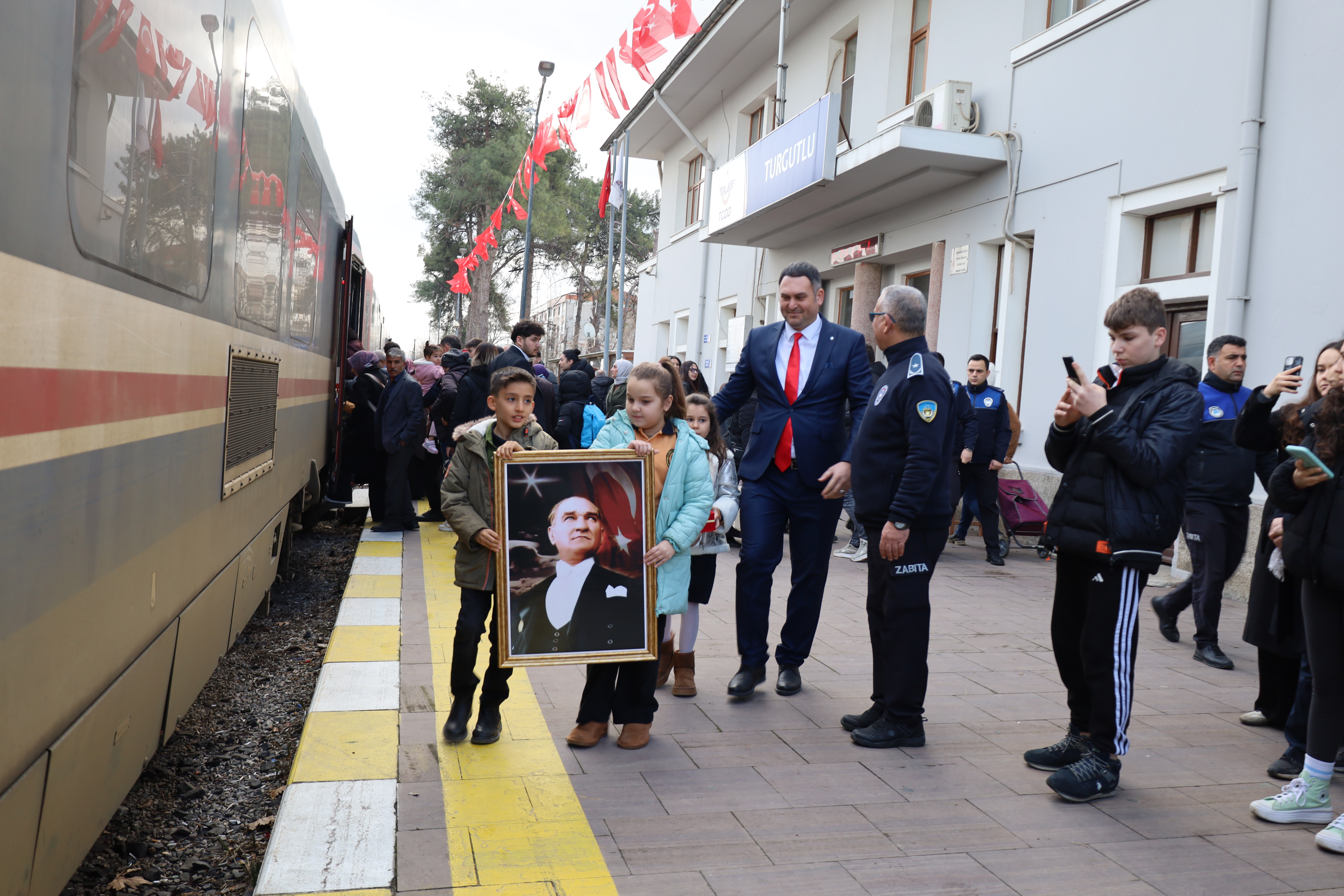 Atatürk’ün Turgutlu’ya Gelişinin 103. Yılı Kutlandı
