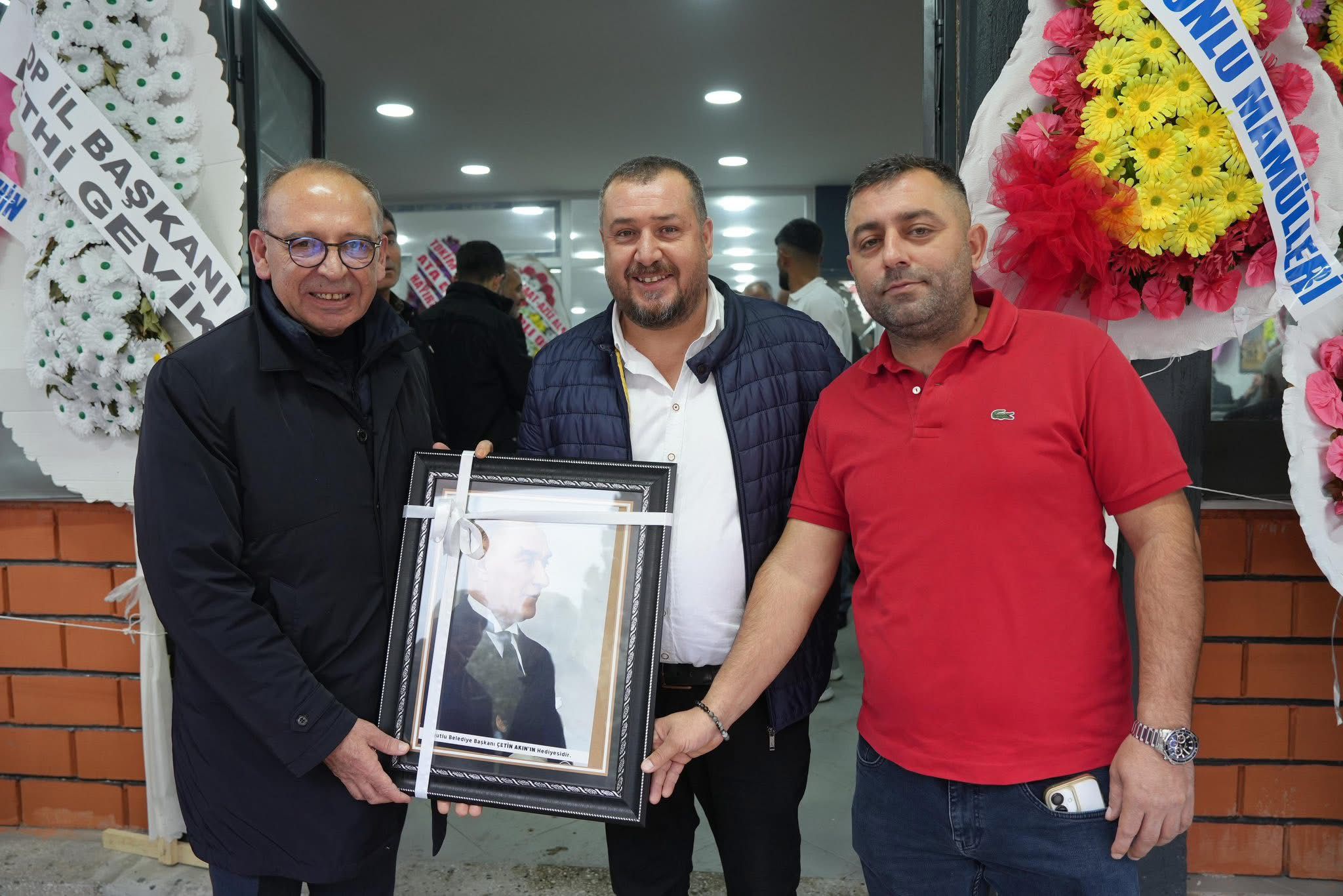 Kirvem Kıraathanesi Turgutlu'da Açıldı