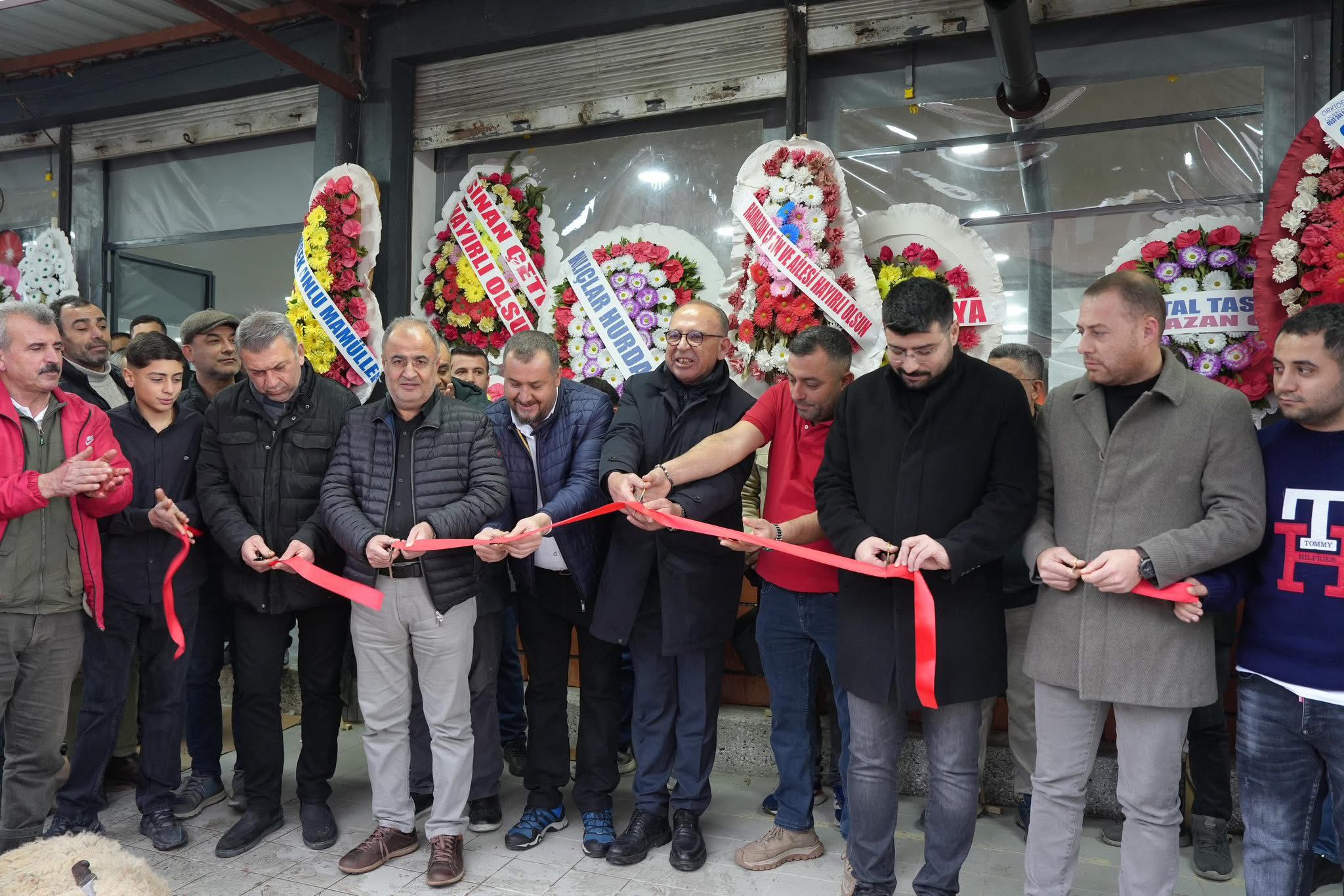 Kirvem Kıraathanesi Turgutlu'da Açıldı