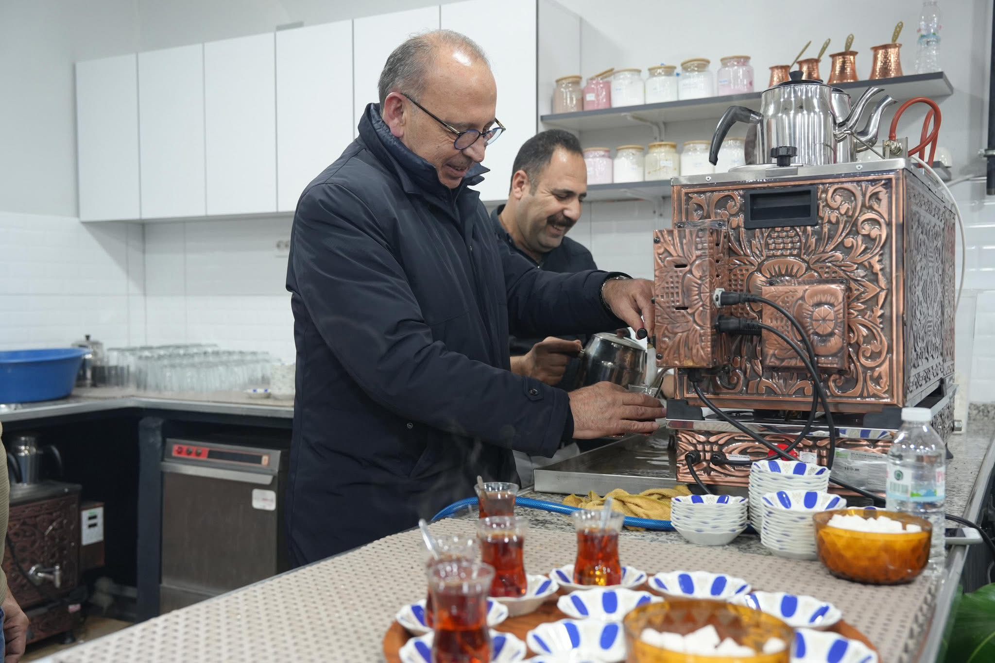 Kirvem Kıraathanesi Turgutlu'da Açıldı