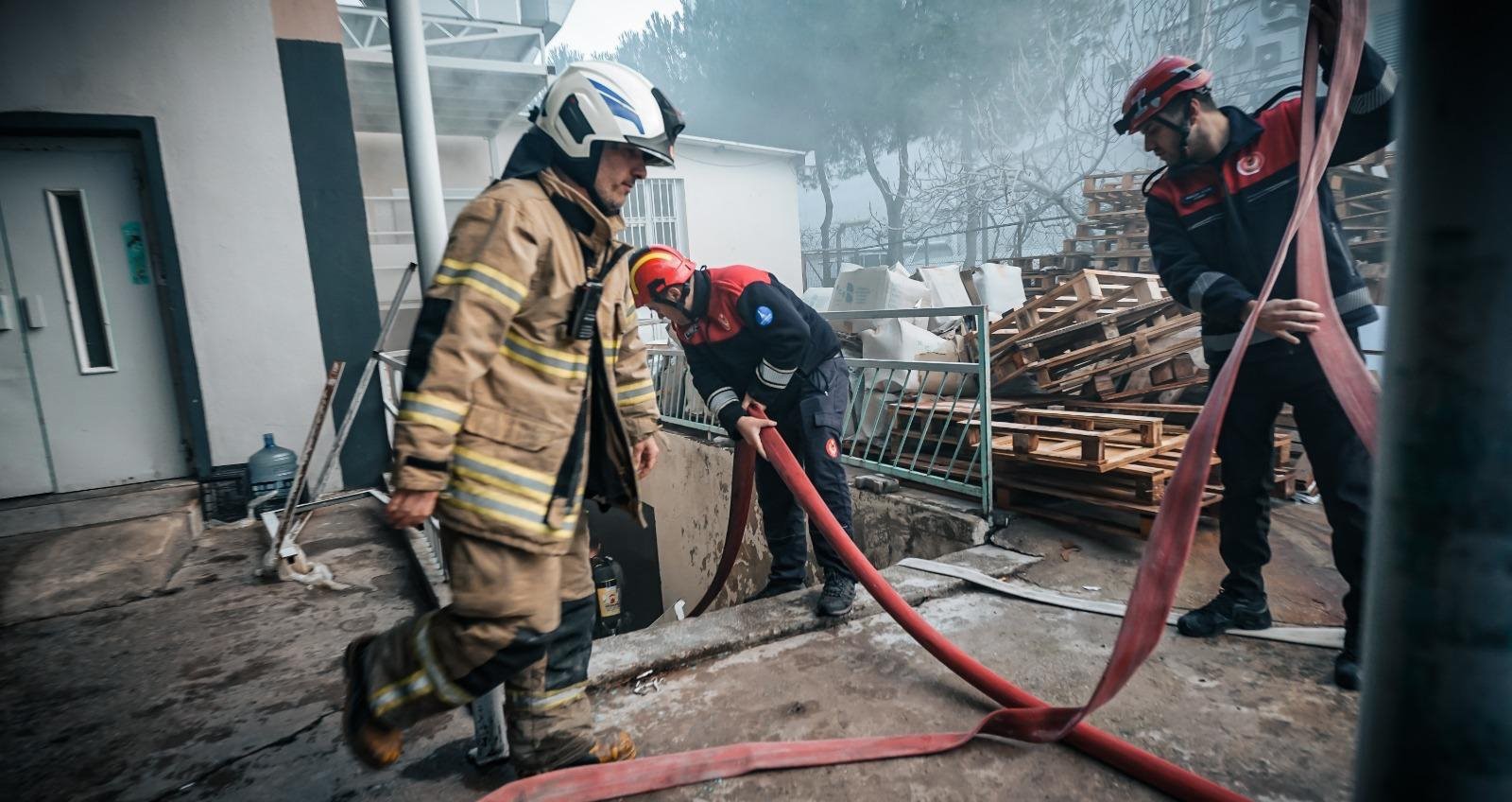 Ayakkabı Fabrikasında Yangın: Alevler Büyümeden Söndürüldü