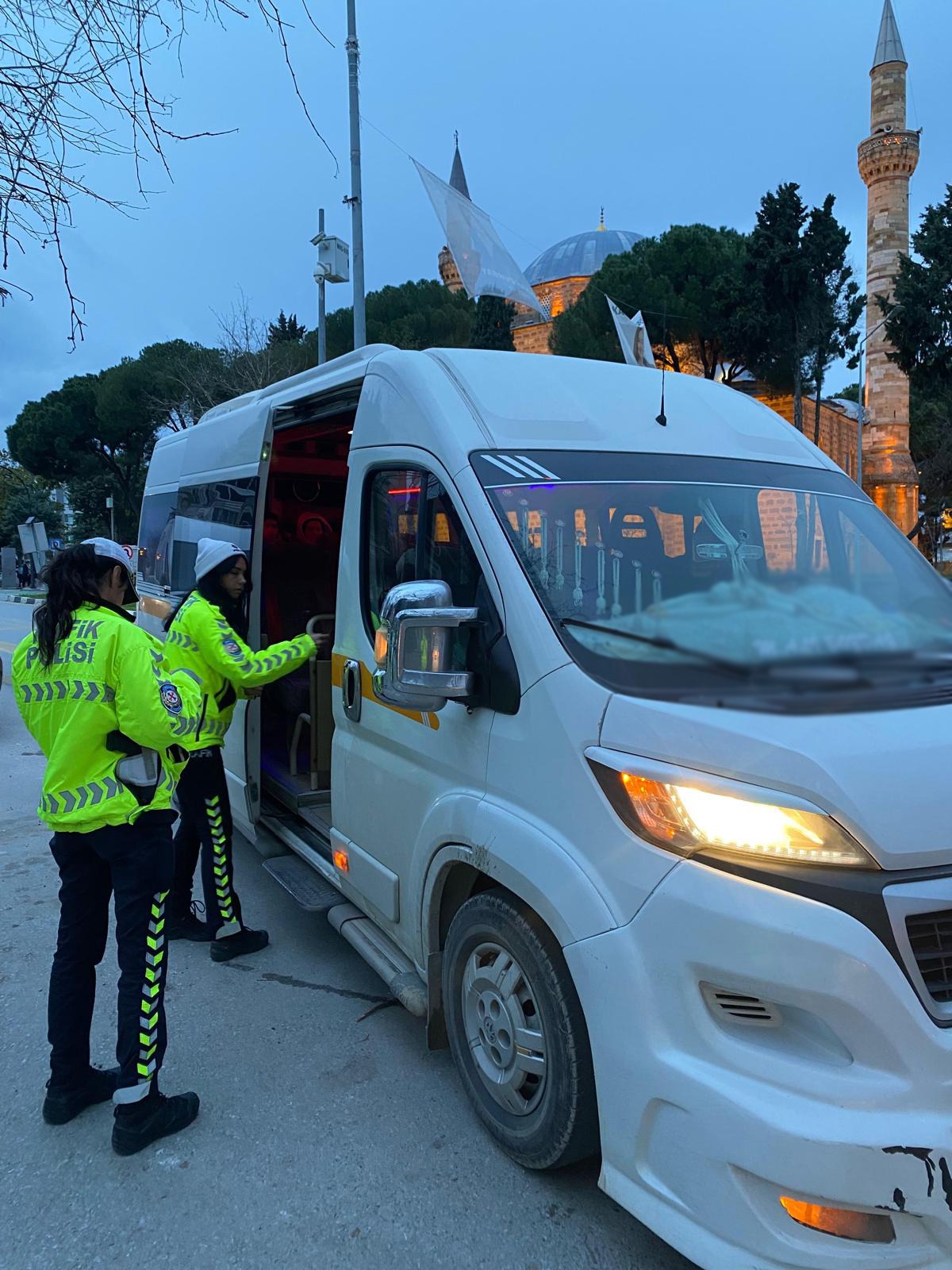 Manisa’da Okul Servislerine Sıkı Denetim