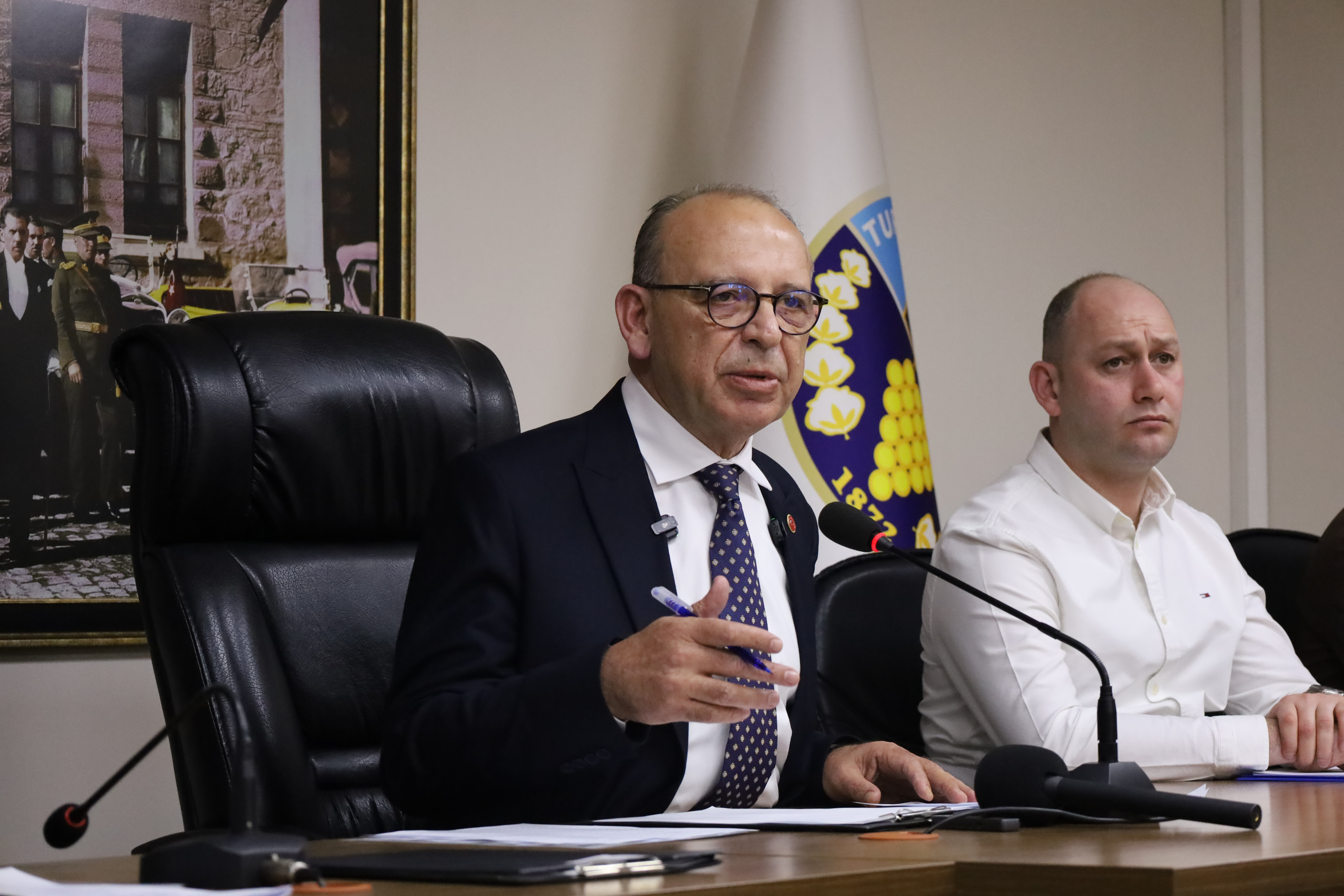 Turgutlu Belediye Meclisi'nde "Kapalı Durak" talebi gündeme geldi