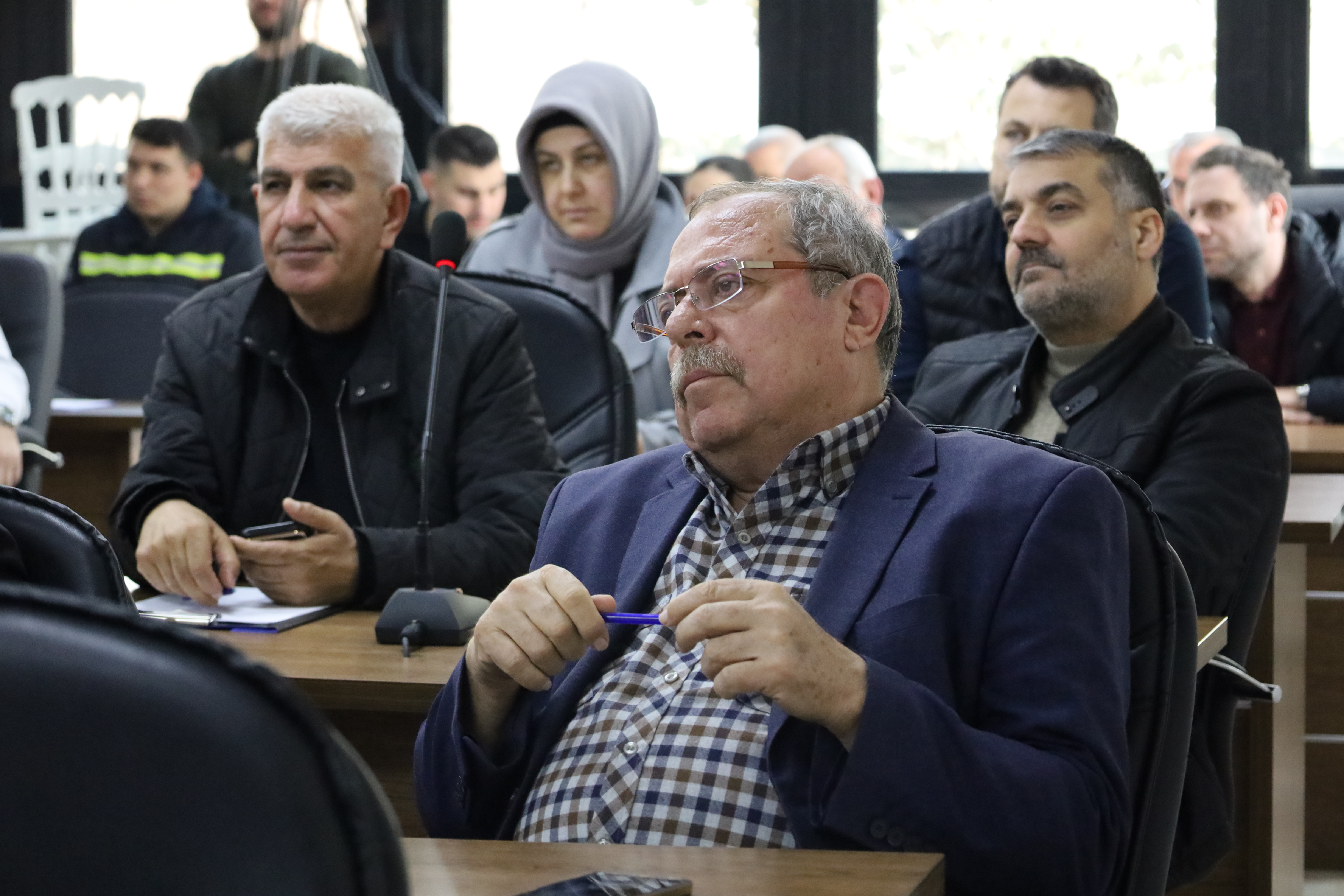 Turgutlu Belediye Meclisi'nde "Kapalı Durak" talebi gündeme geldi