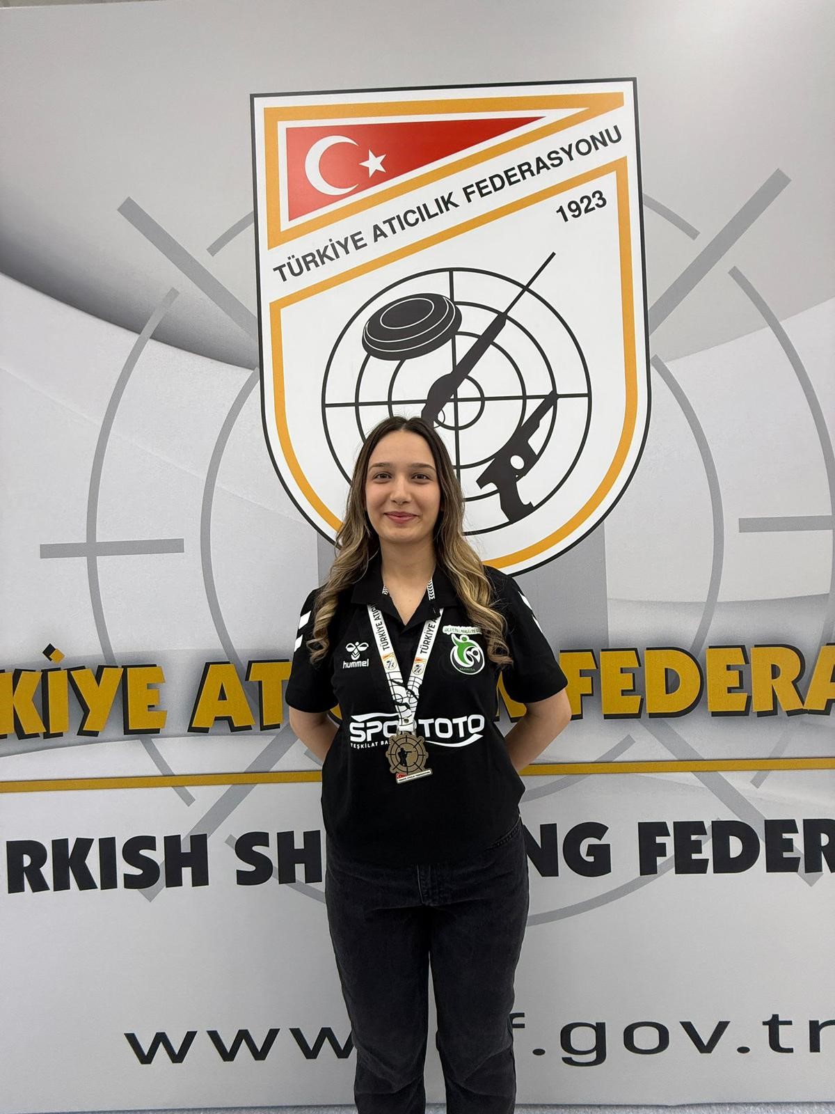 Manisalı atıcılardan 2 şampiyonluk