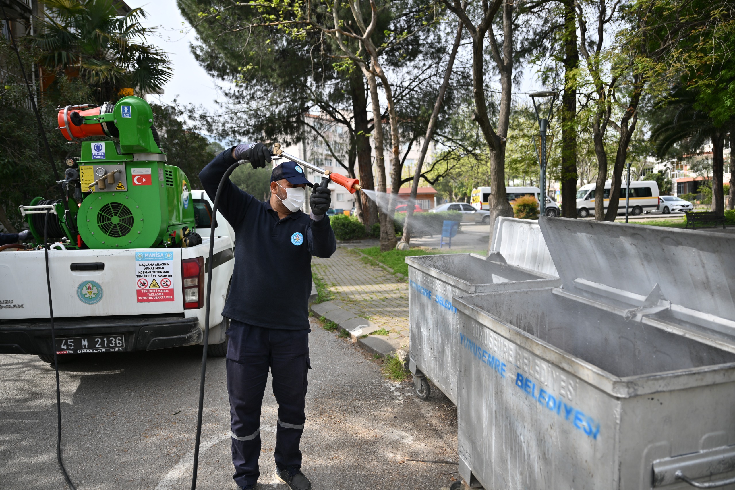 Manisa'da 17 ilçede İlaçlama Mesaisi