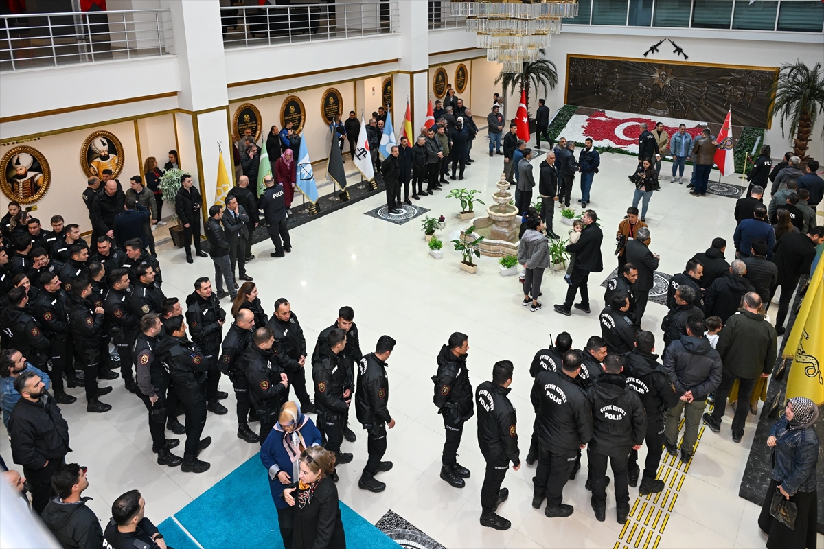 Mersin'e atanan Manisa Emniyet Müdürü Aktaş'a veda töreni düzenlendi-1