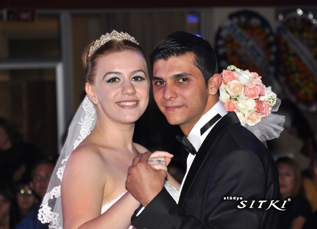 Seren ile Yusuf dünyaevine girdi