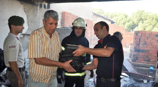 2 kişi yaralandı, Kur’an-ı Kerim yanmadı