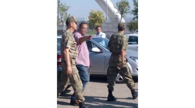 Manisa'da da 1 tuğgeneral ve 1 albay gözaltında