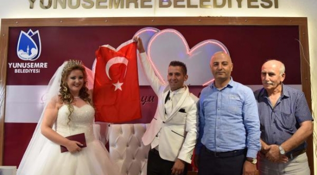 Manisa'ya İrlandalı gelin