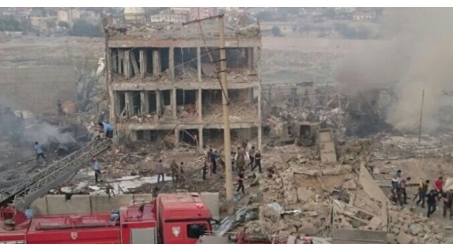 Cizre'de polise bomba yüklü araçla saldırı: 11 şehit 78 yaralı