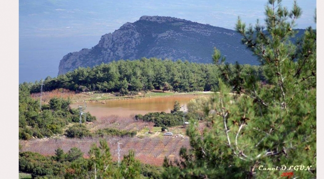 Sülüklügöl’ün  Yok  Oluşuna  Göz  Yumuluyor